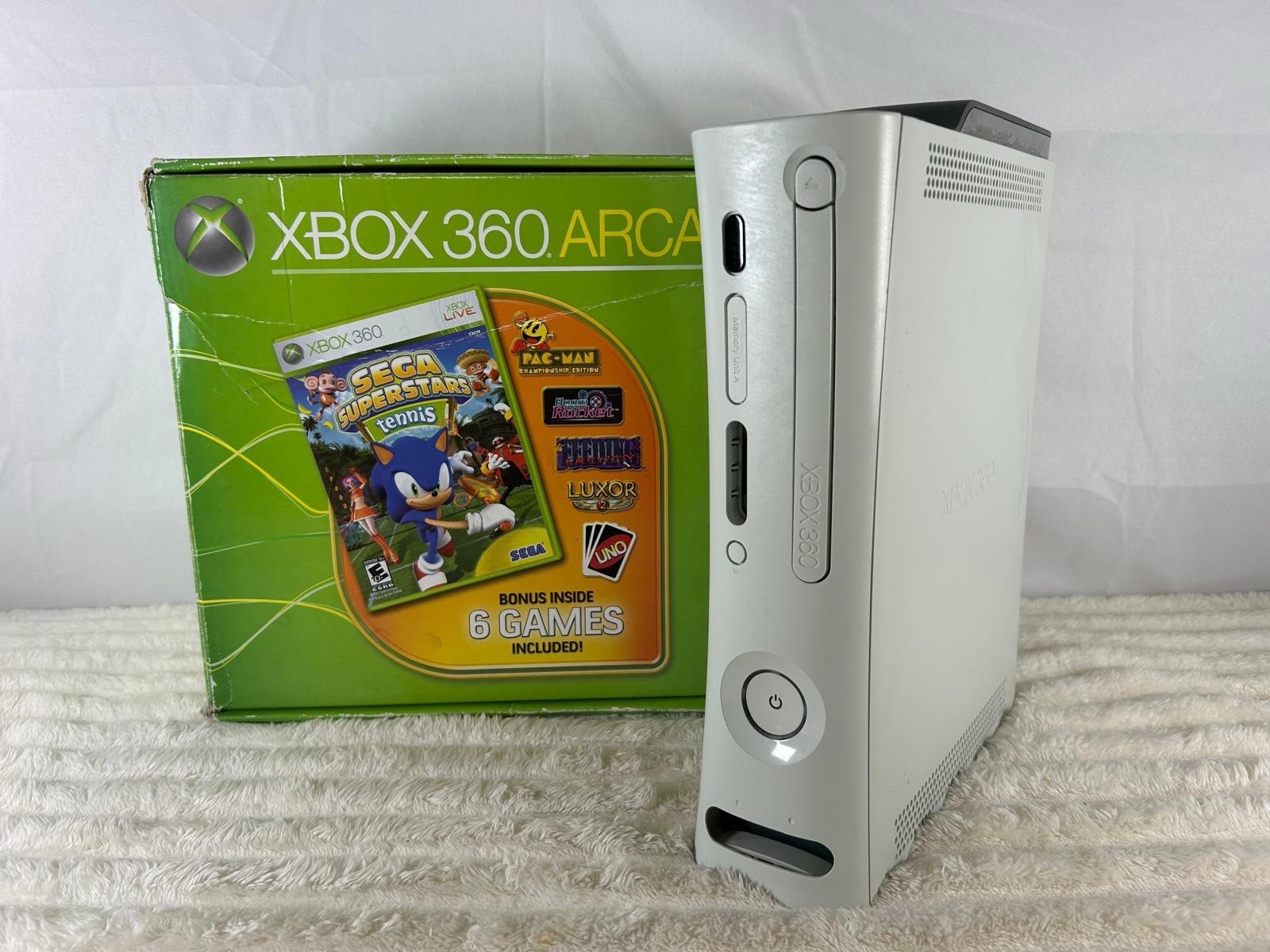 Microsoft Xbox 360 Arcade Edition Console W/ Box For Parts RepairNot Working