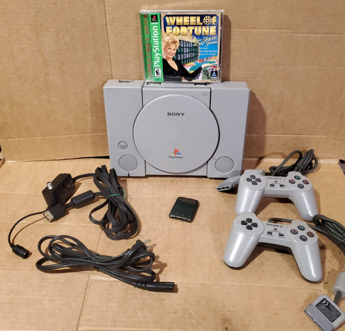 Sony PlayStation PS1 SCPH-7501 Console Bundle
