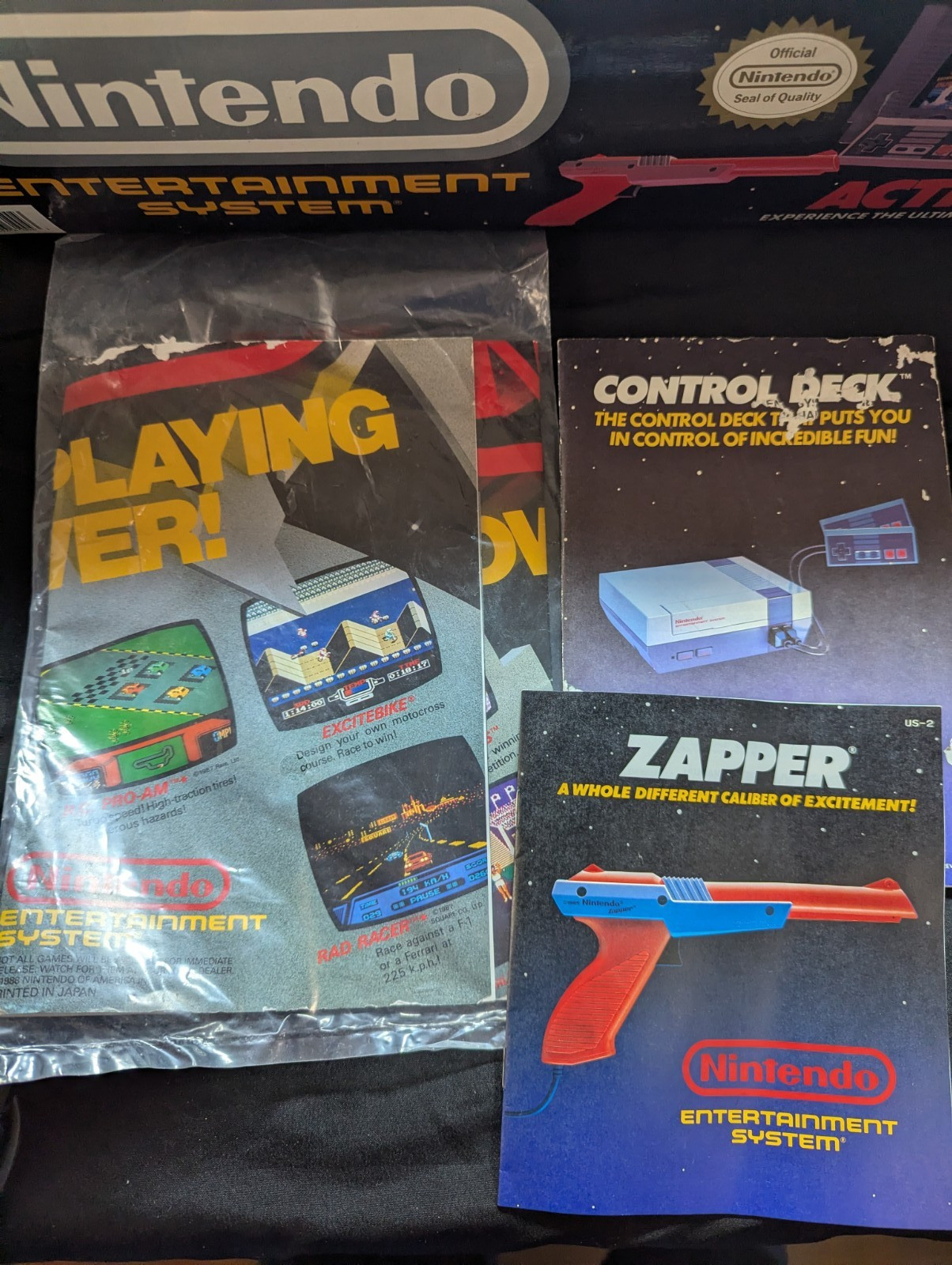 Nintendo NES Action Set Console Zapper Box Tested