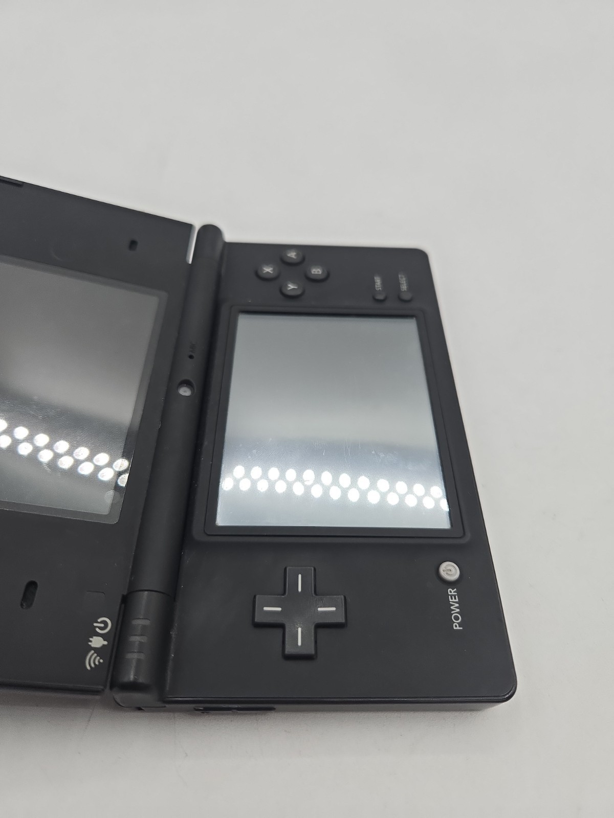 Nintendo Black DSi Handheld System Bundle Charger Star Wars Games Tested Stylus