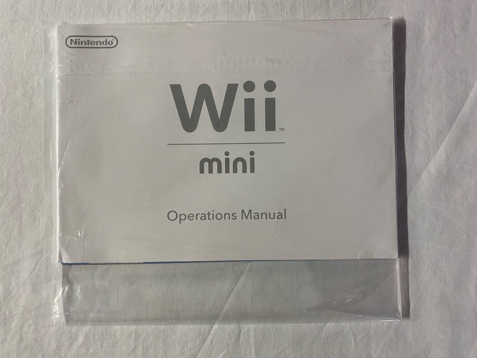 Nintendo Wii Mini Console Bundle – Original Box With Mario Kart Tested Clean