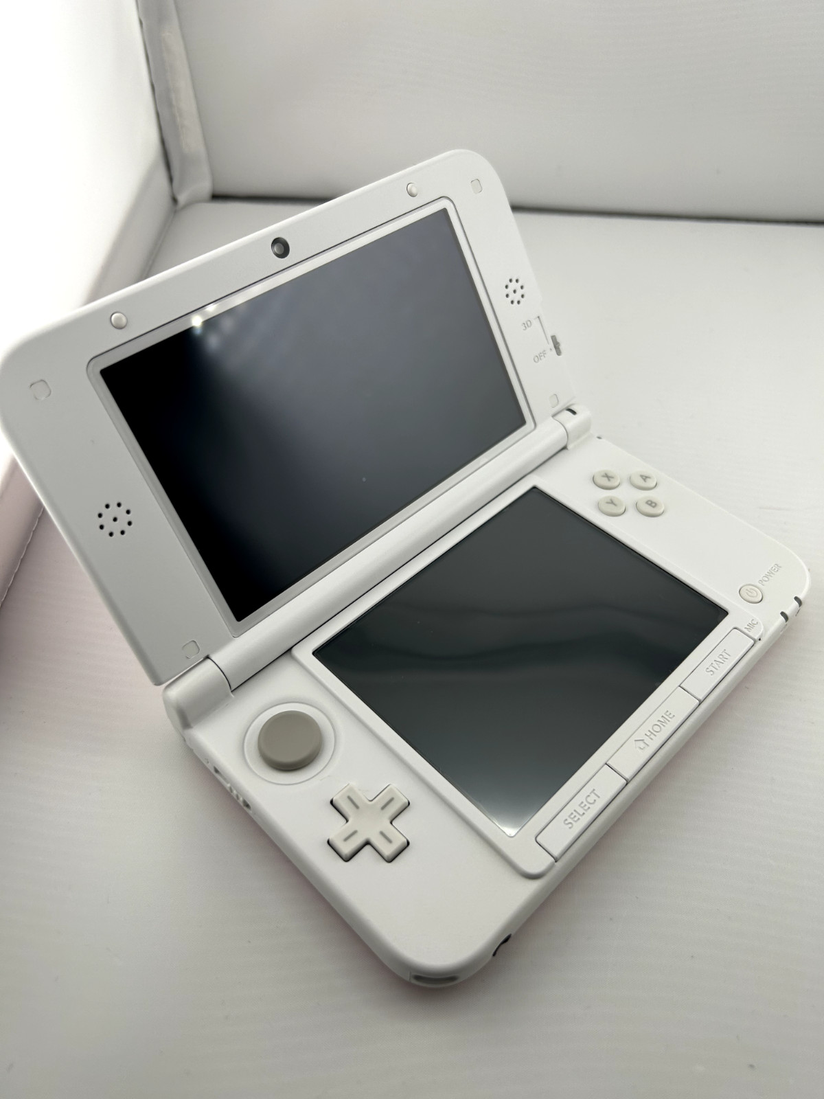 [S-rank] Nintendo 3DS LL Animal Crossing with Charger/Stylus/Box Instructions