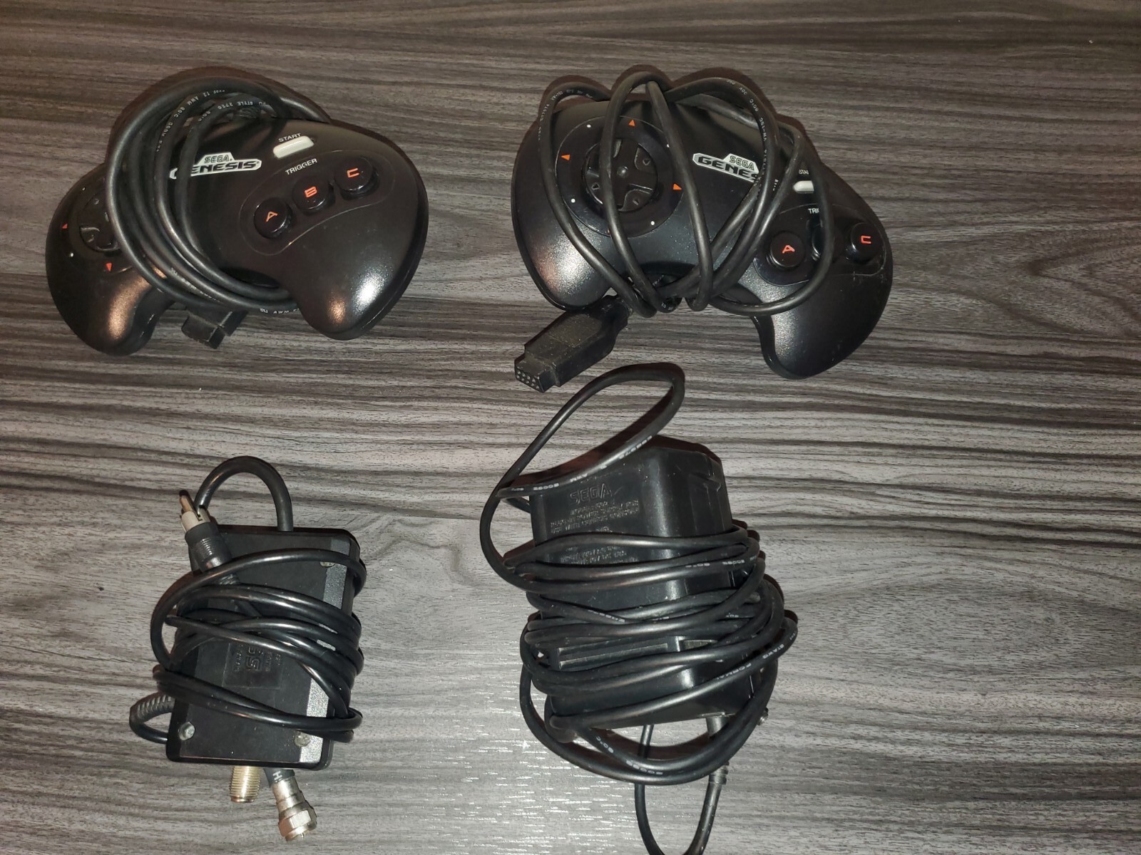 Sega Genesis 1 Console System – Black 1991 Tested & Works With Extra Controller