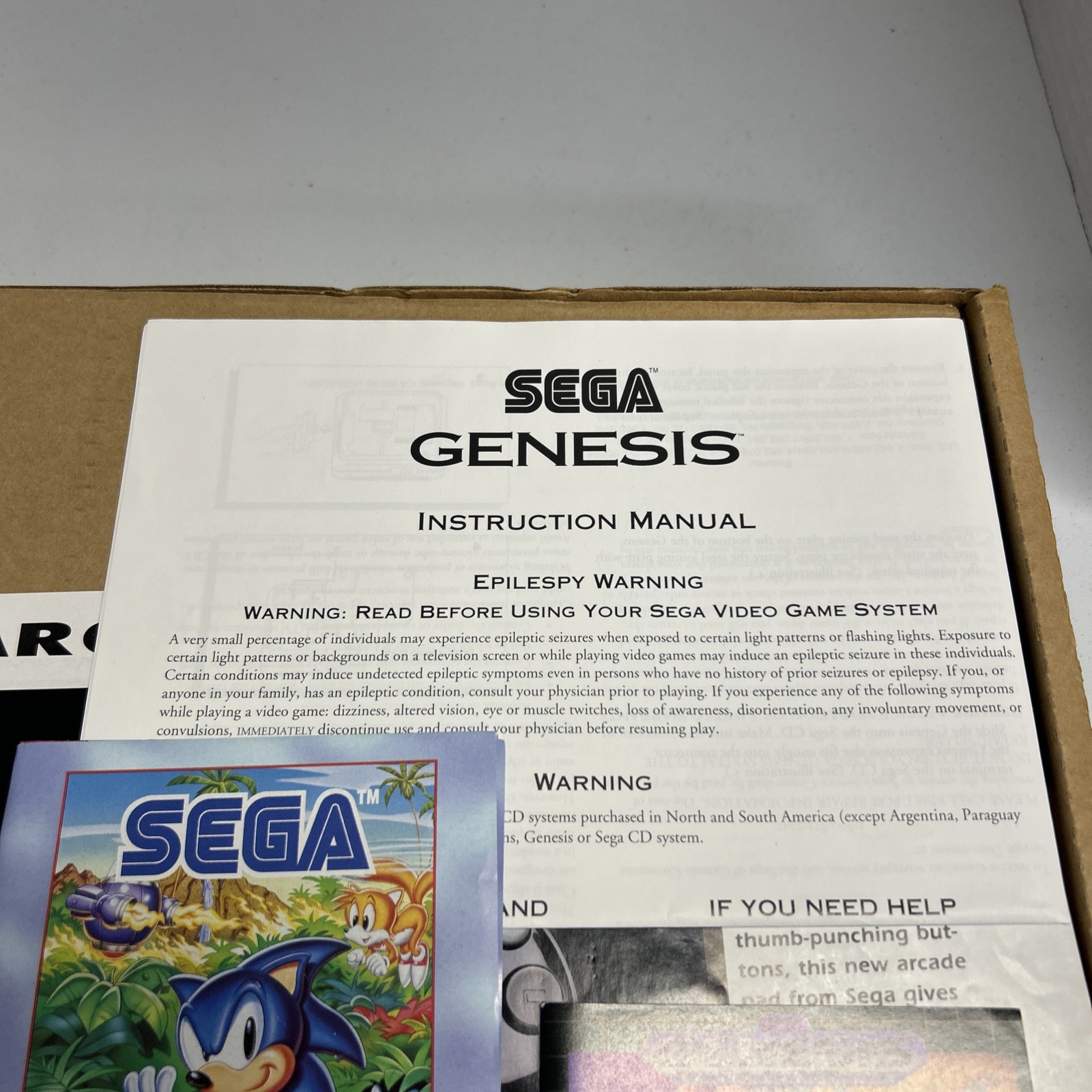 Genesis II Sonic the Hedgehog 2 Bundle Console Video Game System Complete in Box