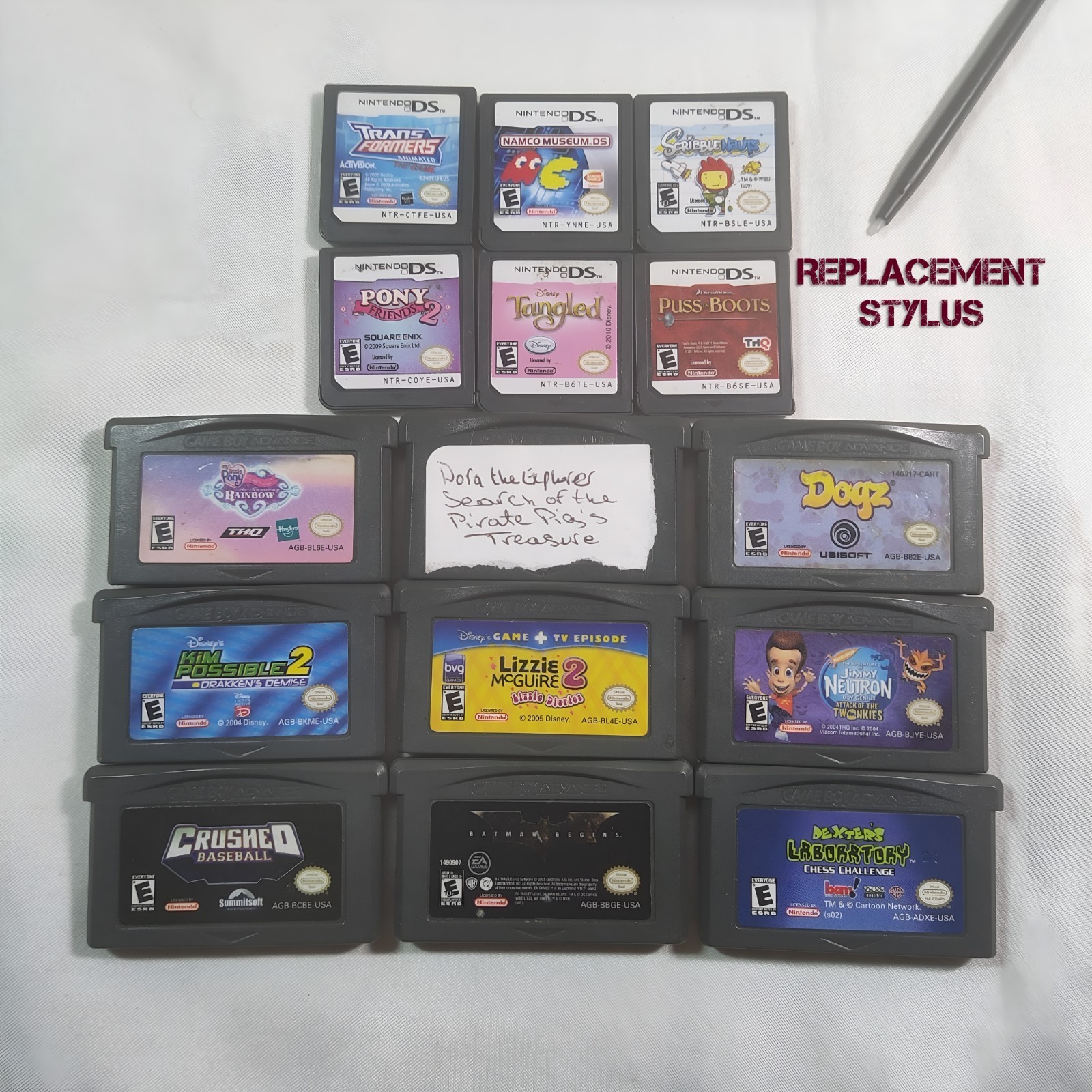 Nintendo DS Console Bundle w/ 15 Games(6 DS & 9 GBA) with Charger WORKS Great!!!
