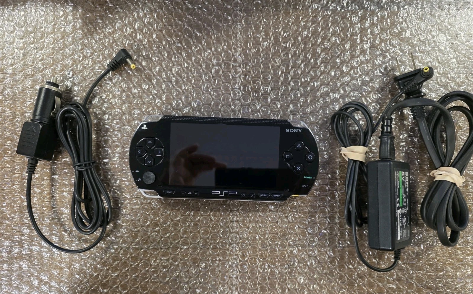 Sony PlayStation Portable Black PSP-1000 Handheld System Tested And Working