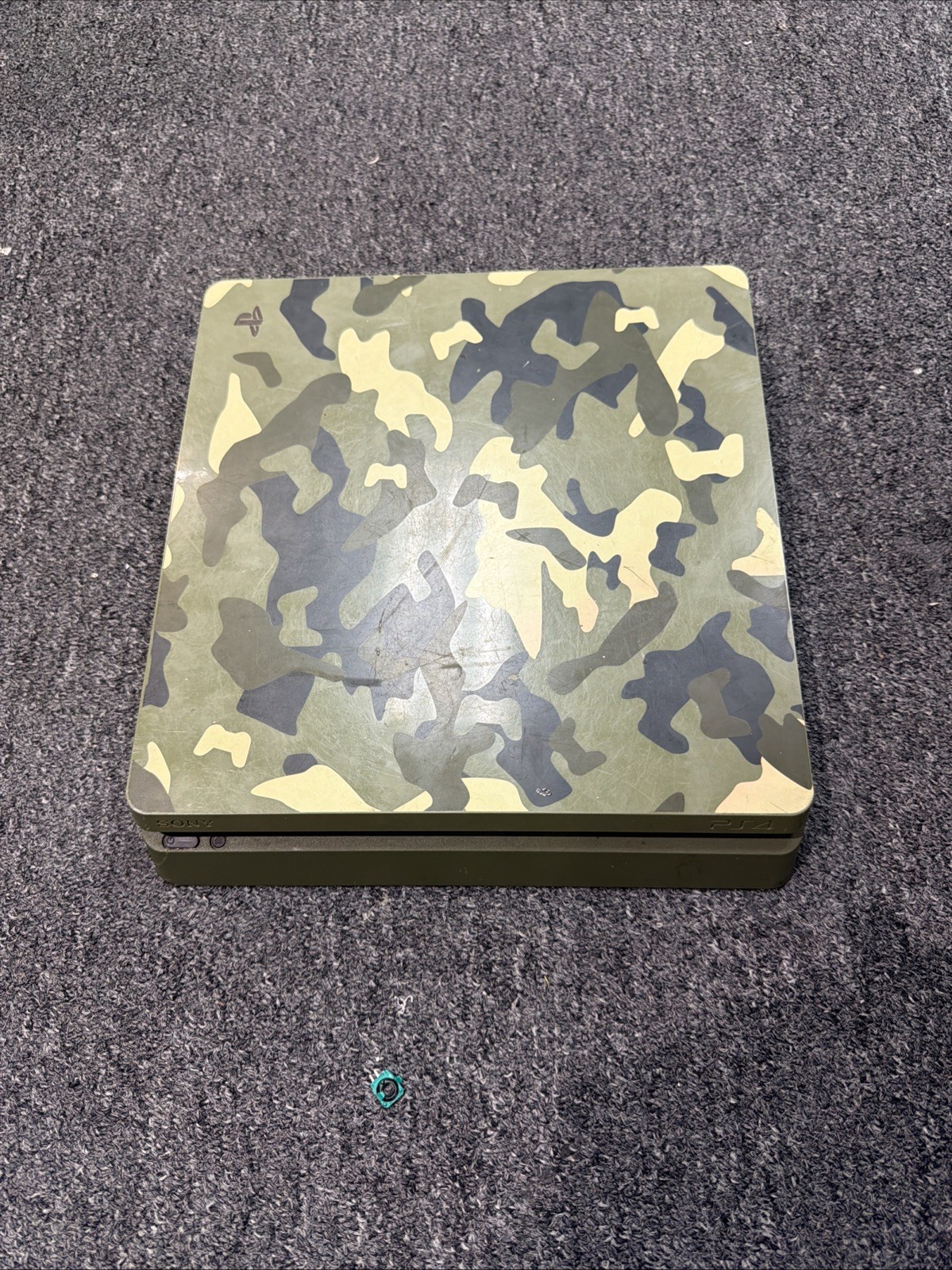 Sony PlayStation 4 Slim PS4 1TB Green Camouflage Console Gaming Cd Drive Issue ￼