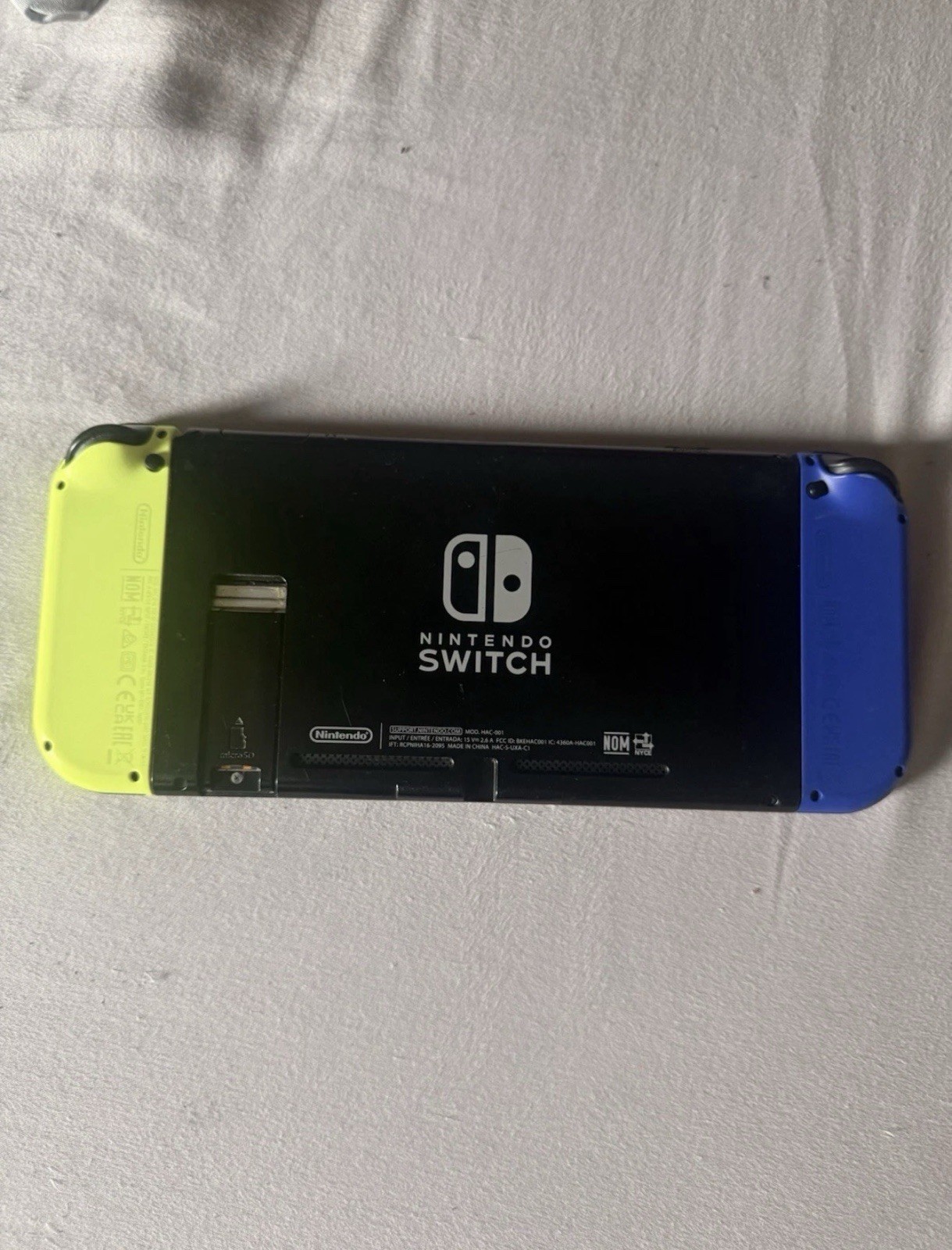 Nintendo Switch Console Black Blue Yellow Joy-Con Controllers HAC-001 Wi-Fi