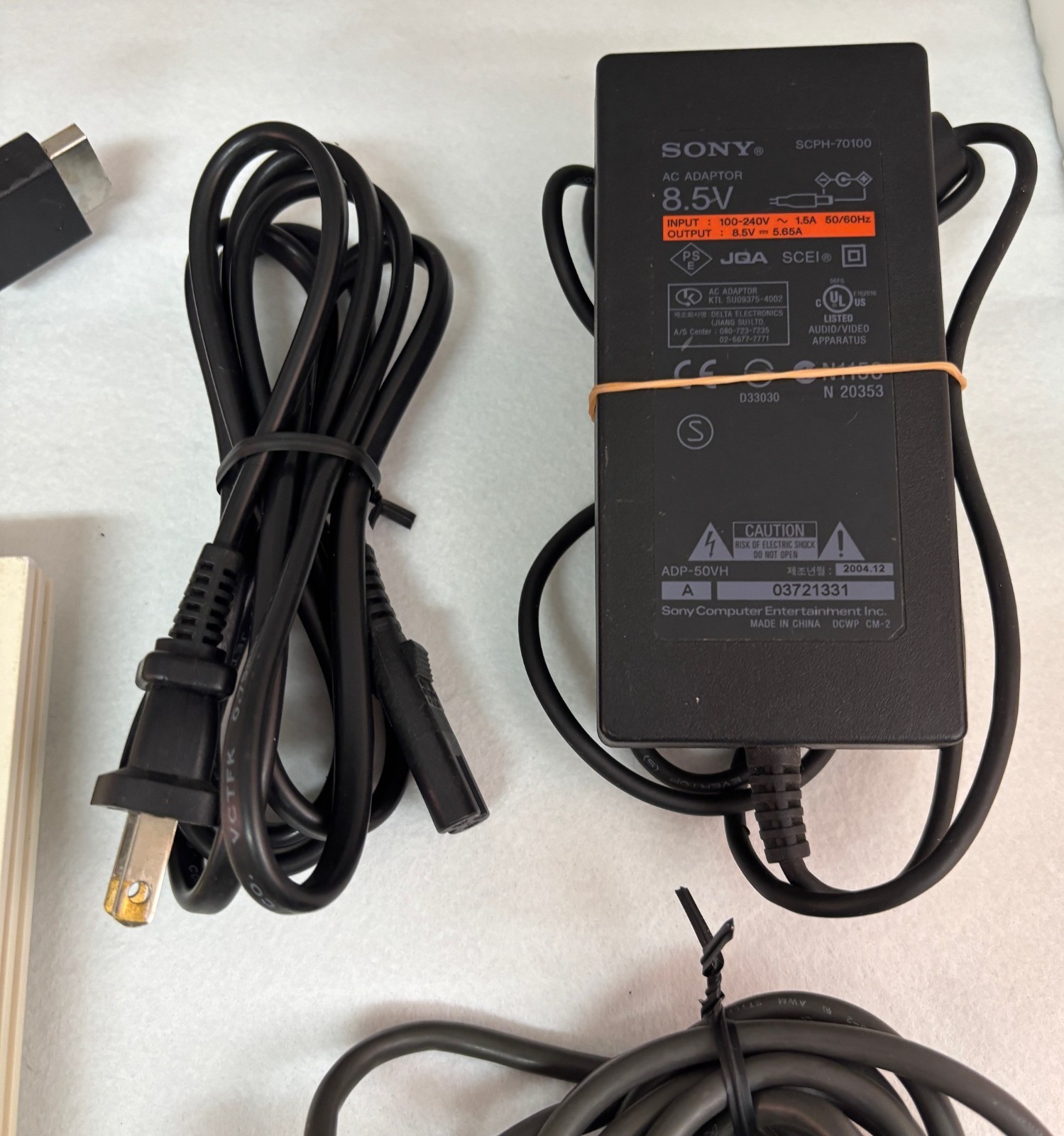 PlayStation2 PS2 Slim Console SCPH-70000 W/Controller Cableset Tested Japan