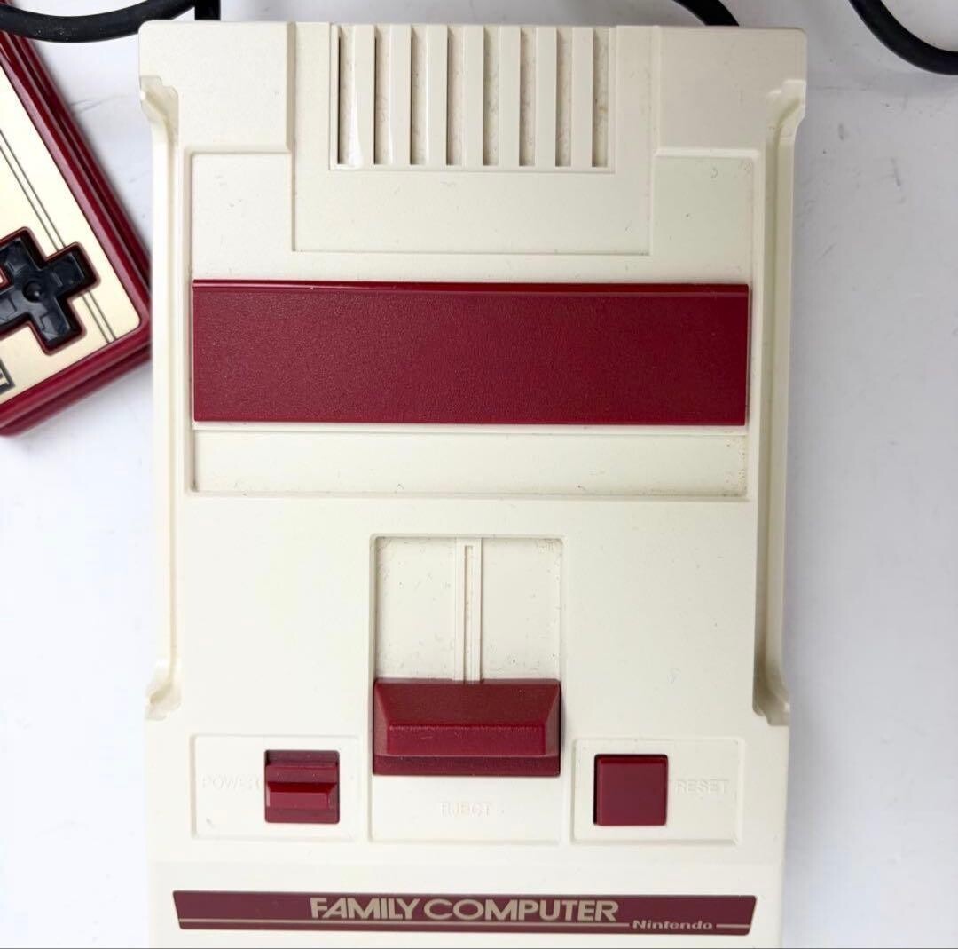 Nintendo Classic Mini Family Computer Console HDMI 30 Games CLV 101 Authentic