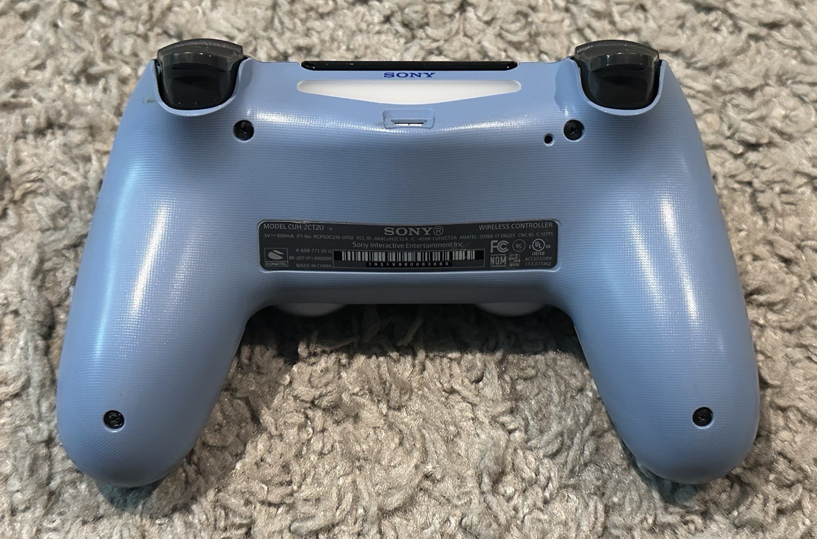 Sony PlayStation 4 PS4 500GB Console Bundle with 1 Controller & 4 Games *Read*