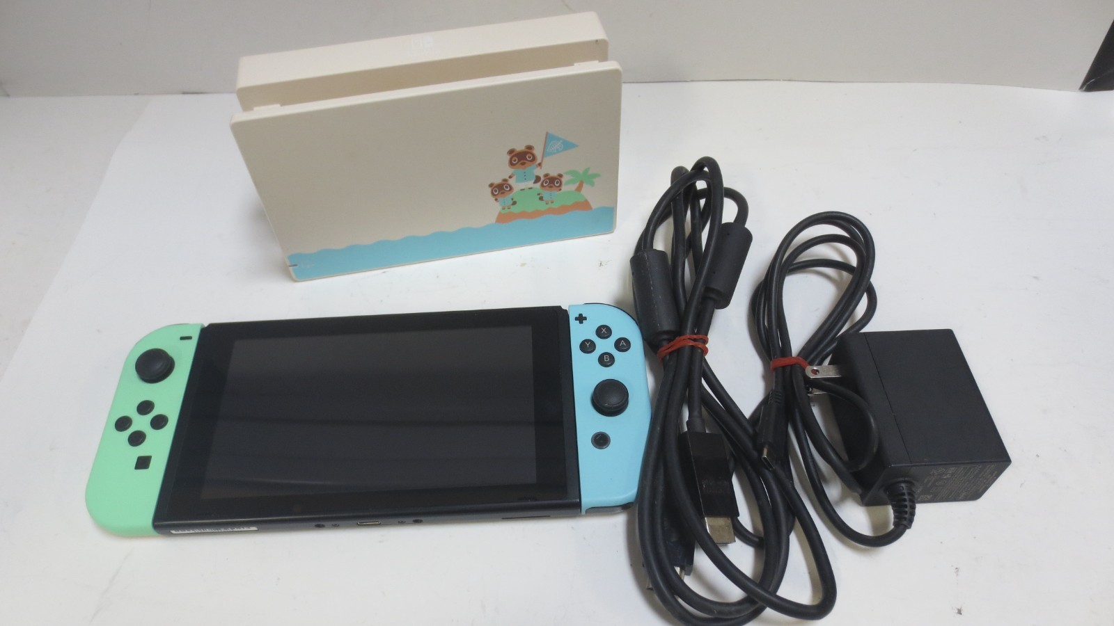 Nintendo Switch Animal Crossing: New Horizon Special Edition Console