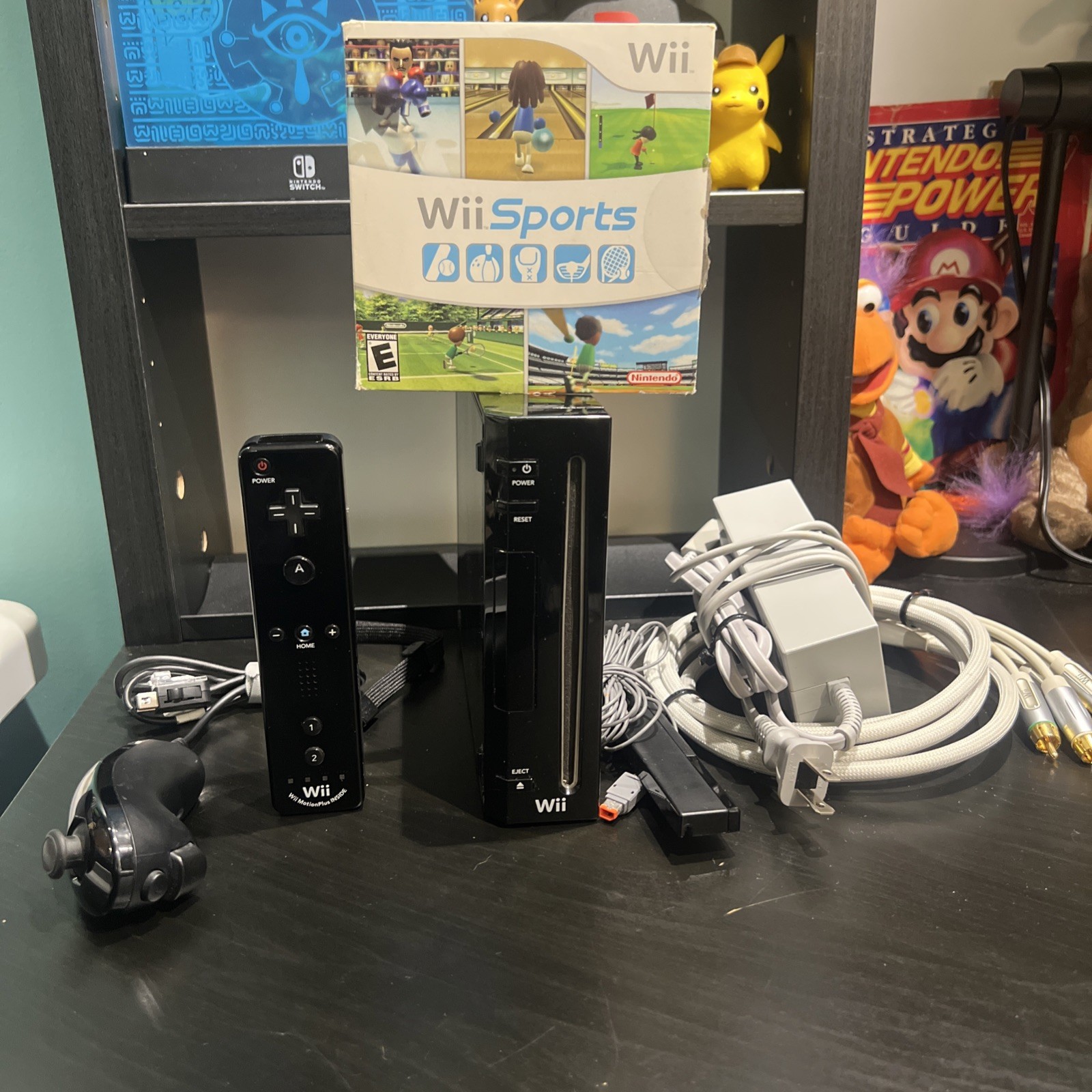 Nintendo Wii Wii Sports and Wii MotionPlus Remote Console – Black Bundle Games