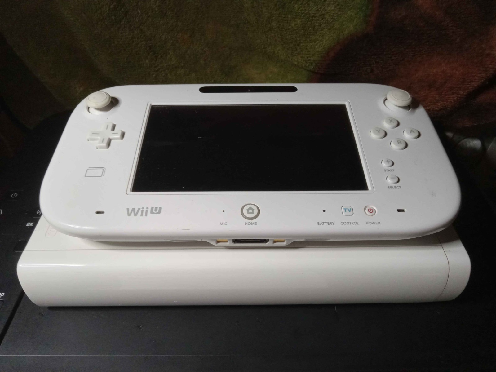 Wii U Console & Game Pad – No Battery – No Cords – Tested & Working – NTSC-J