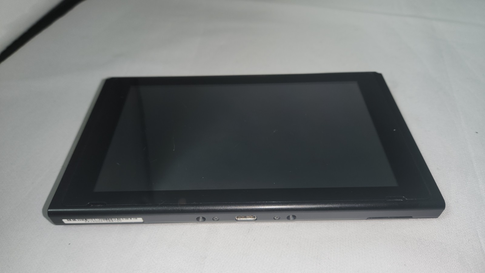 Nintendo Switch Unpatched Low Serial HAC-001 Console Only Screen Scratched