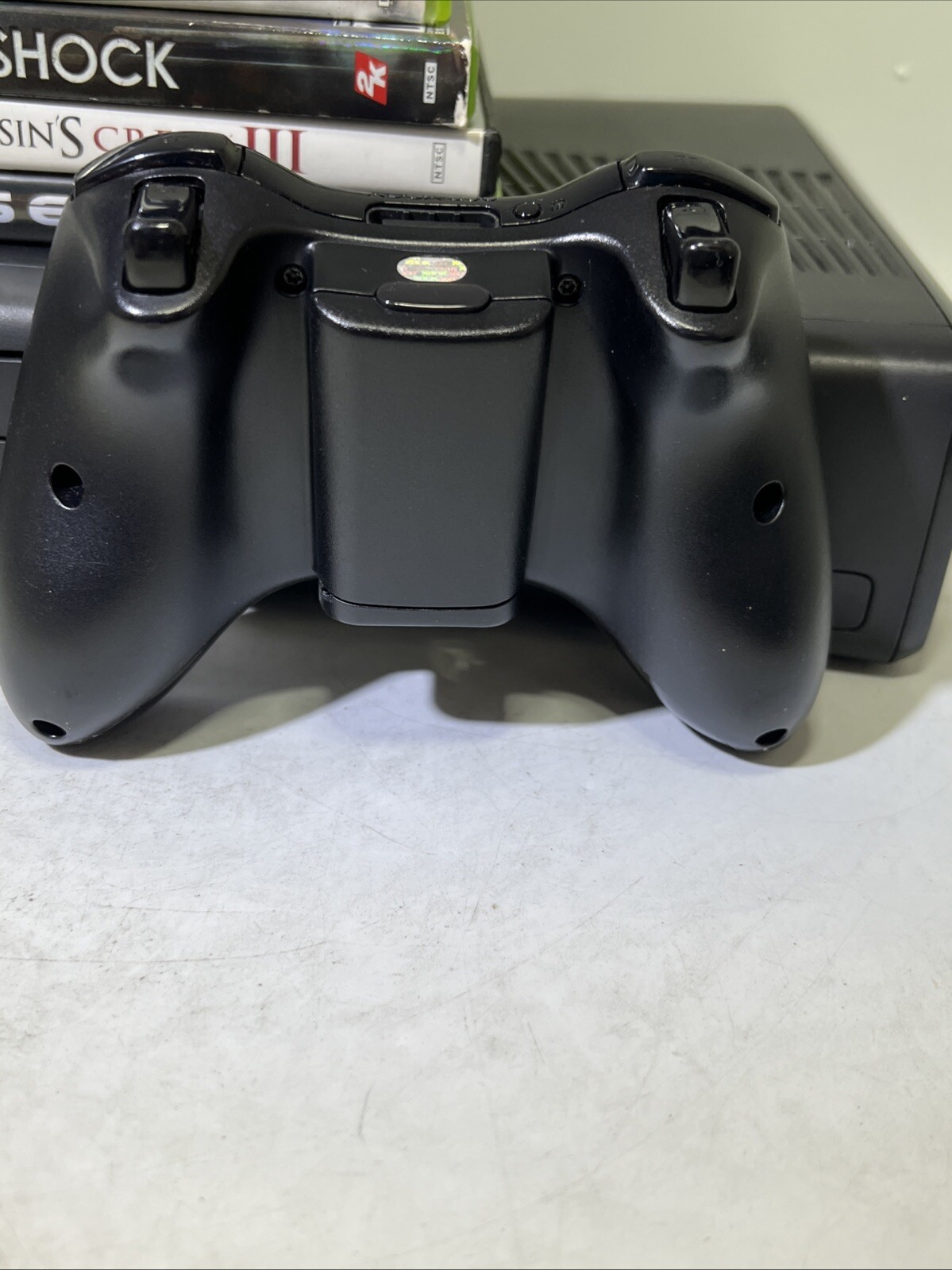 Xbox 360 S Slim 4GB Console Bundle Controller Lot Of 5 Games #ML4