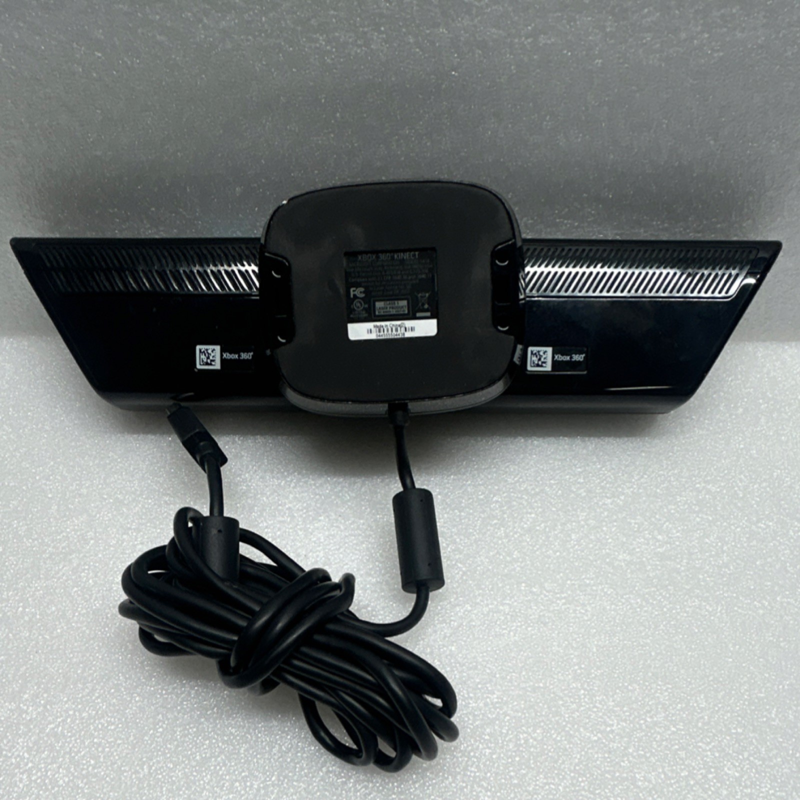 Microsoft Xbox 360 S Console w/ Kinect Sensor, Wired Controller, Cables
