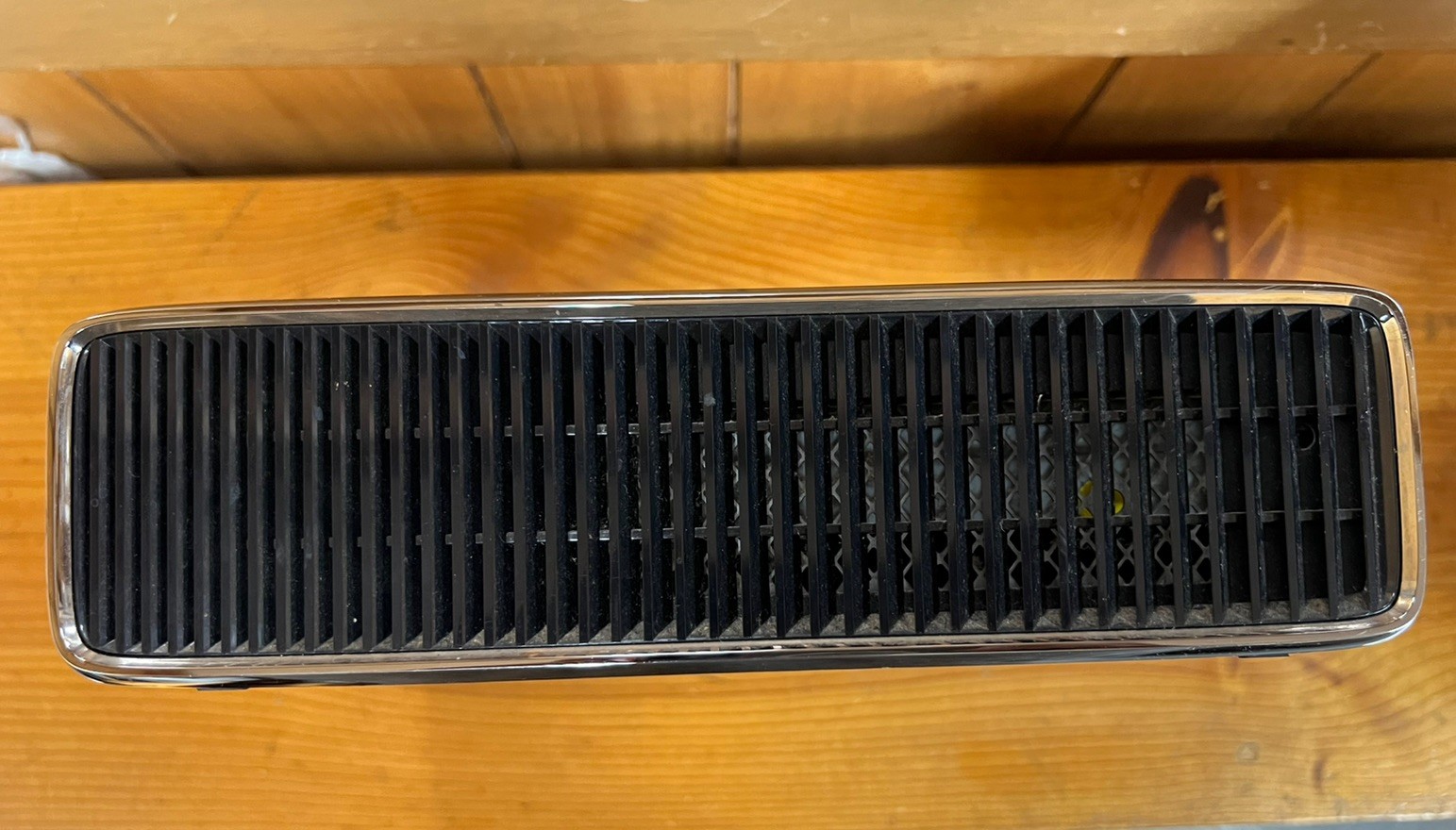 XBOX 360 S Console Only – Model 1439 For Parts or Repair – MAKE OFFER !!