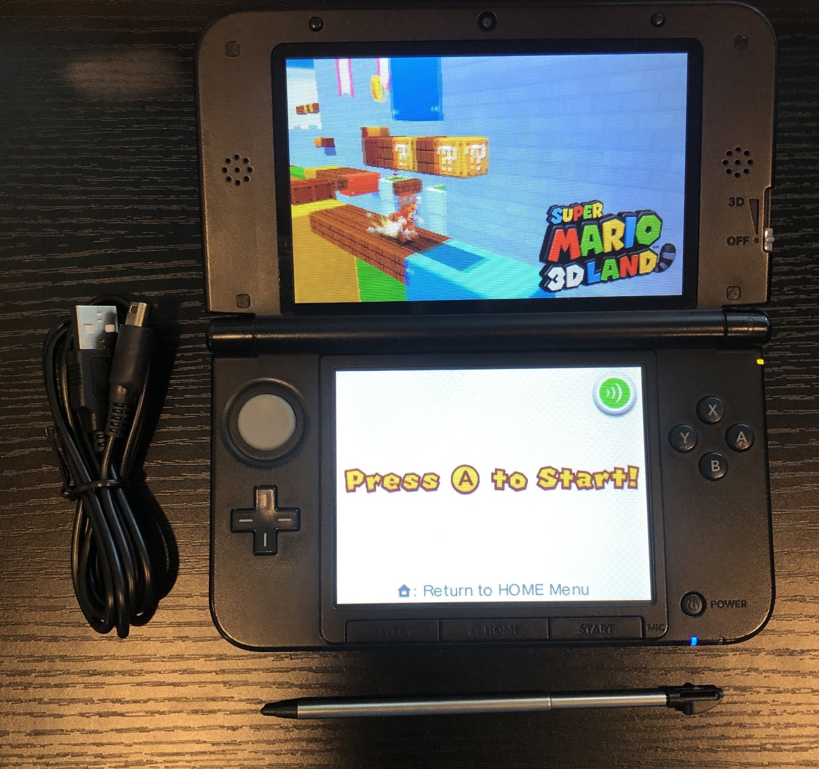 Nintendo 3DS XL Red + Blue SPR-001 Console – w/Charger/Stylus – Fully Tested