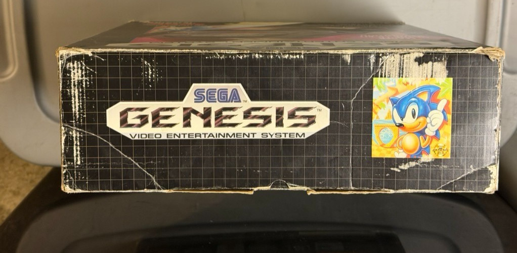 Sega Genesis Console, 2 controllers Box Not For Resale Sonic 1 Working