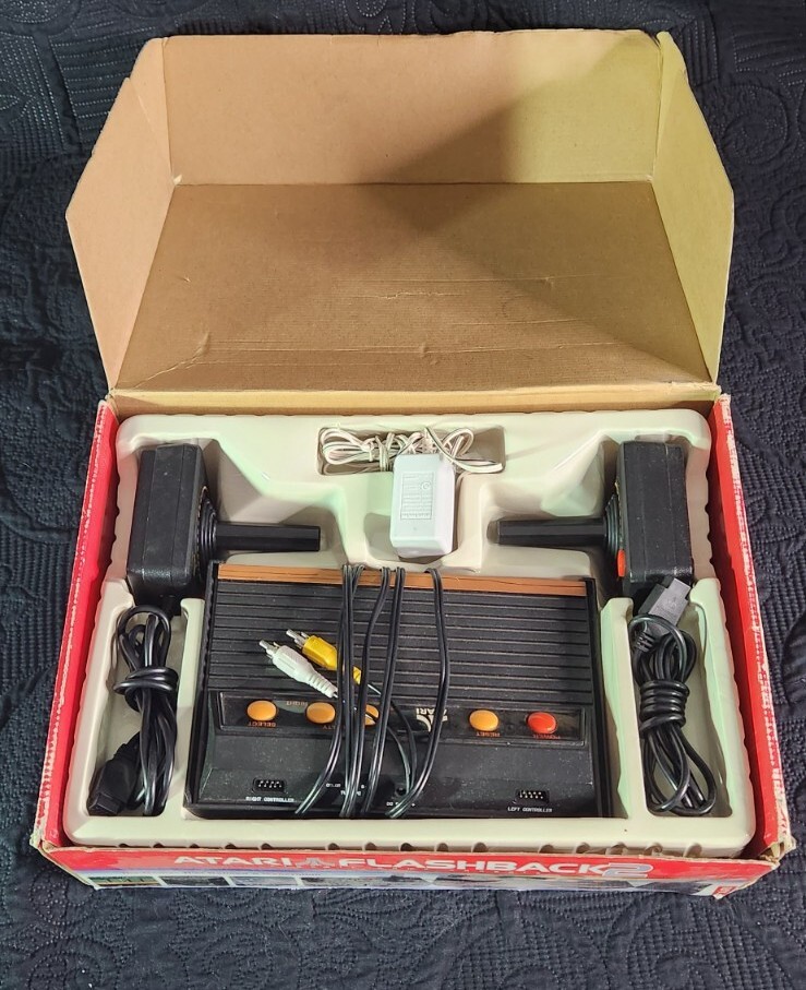 💥ATARI FLASHBACK 2 Classic Game Console TV Plug In 40 Built In Games. Tested💥