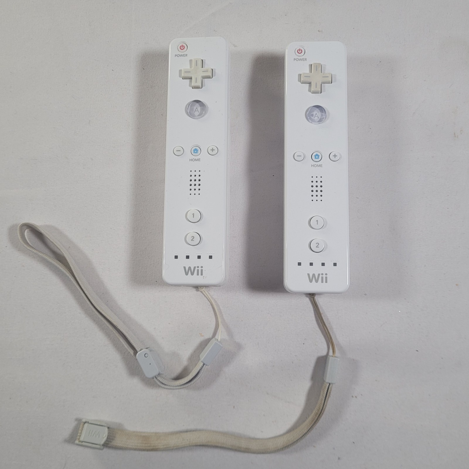 Nintendo Wii Console Bundle Tested 2 Wii Remotes 2 Nunchuks 5 Games GameCube