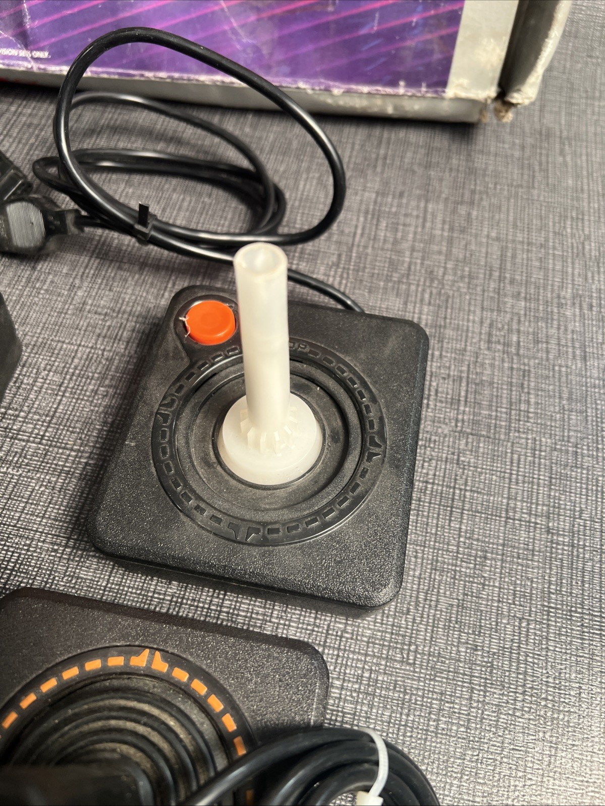 Atari 2600 Video Computer System With Extra Controllers And Original Box