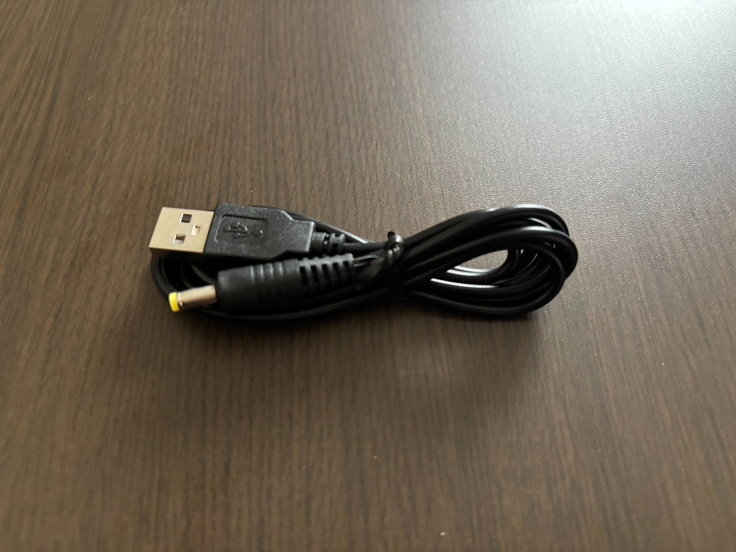 SONY PSP 3000 Bright Yellow Console & USB charging cable – Tested [Good]