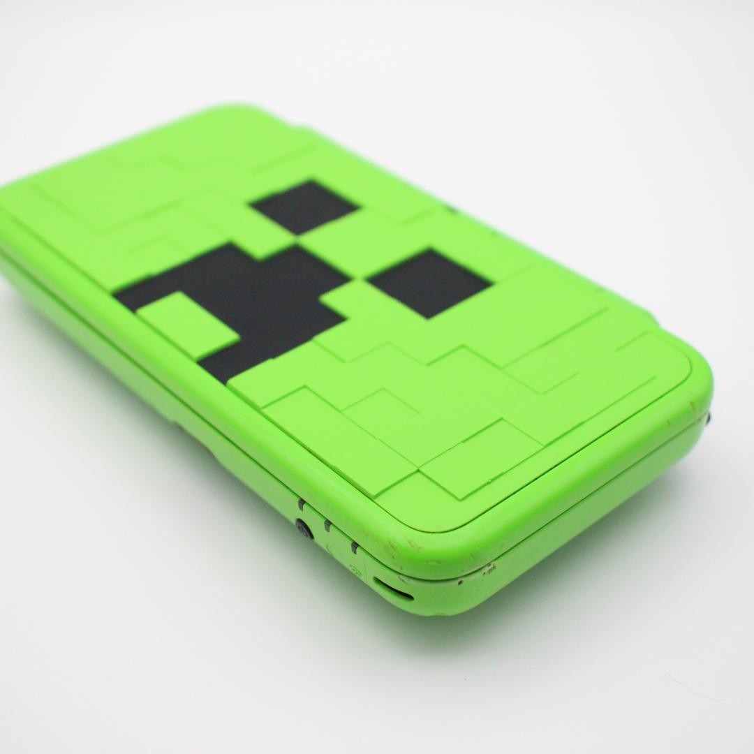 Nintendo 2DS LL Minecraft Creeper Edition Japanese 2DS Handheld Console