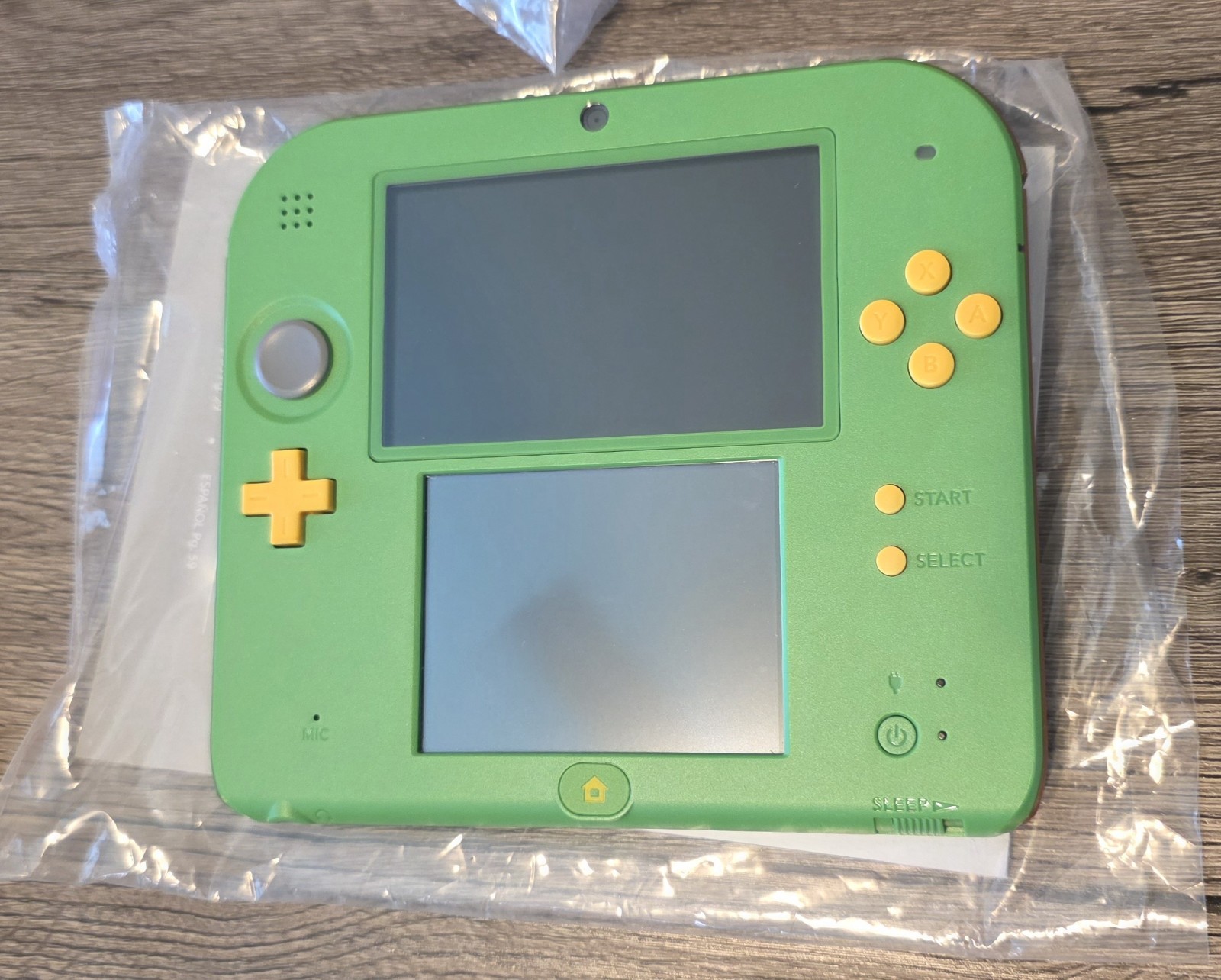 Nintendo 2DS Legend of Zelda Ocarina of Time 3D Green Console