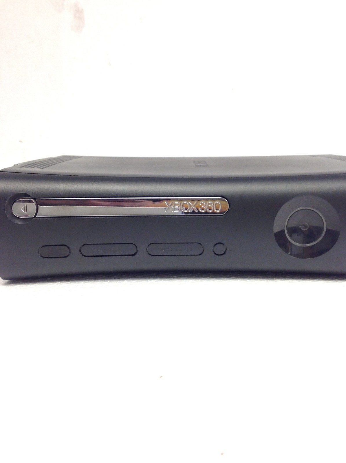 Microsoft Xbox 360 Black Gaming Console 120GB HDD, No Cords, FREE SHIPPING