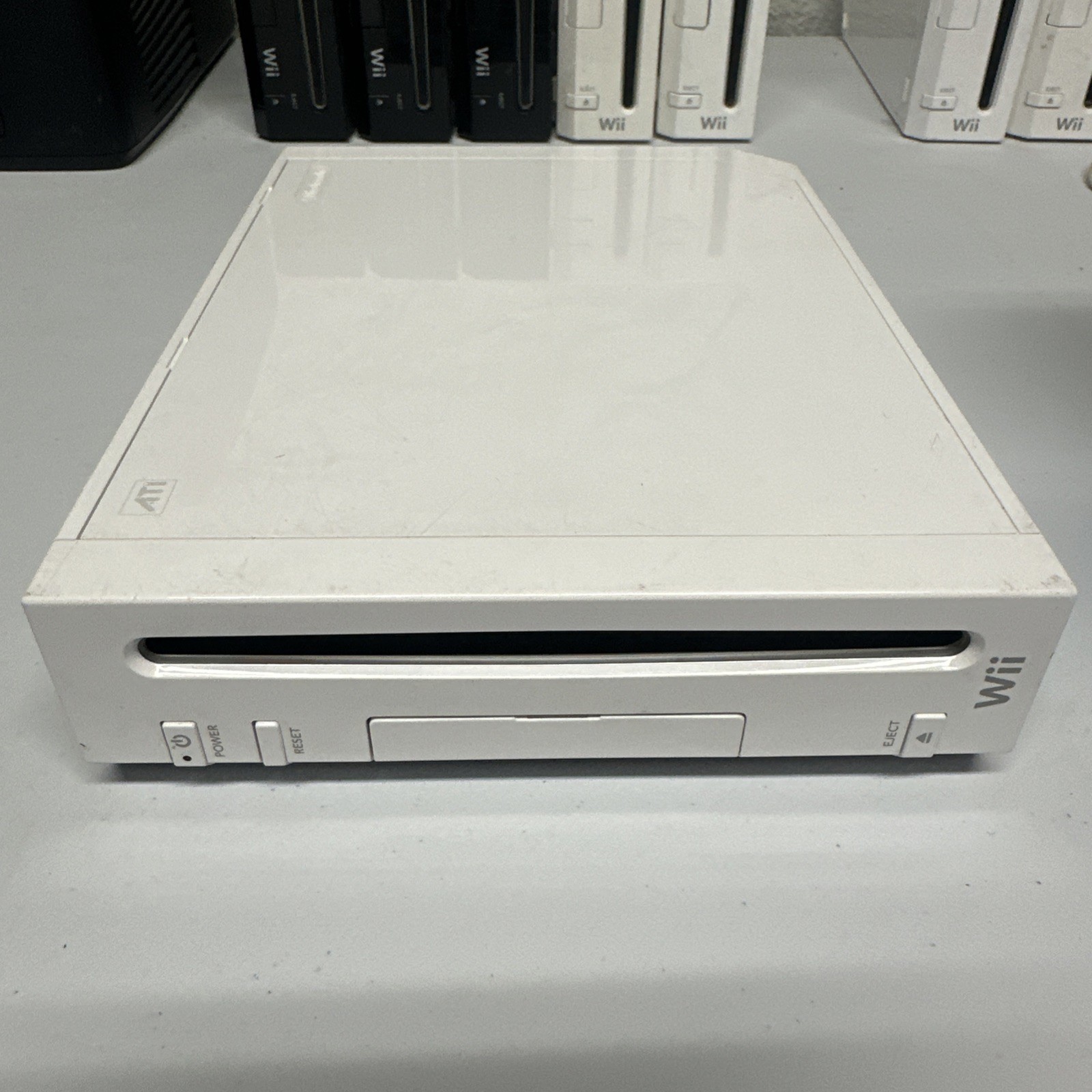 Nintendo Wii White RVL-001 Gamecube Compatible Tested, Works – Console Only