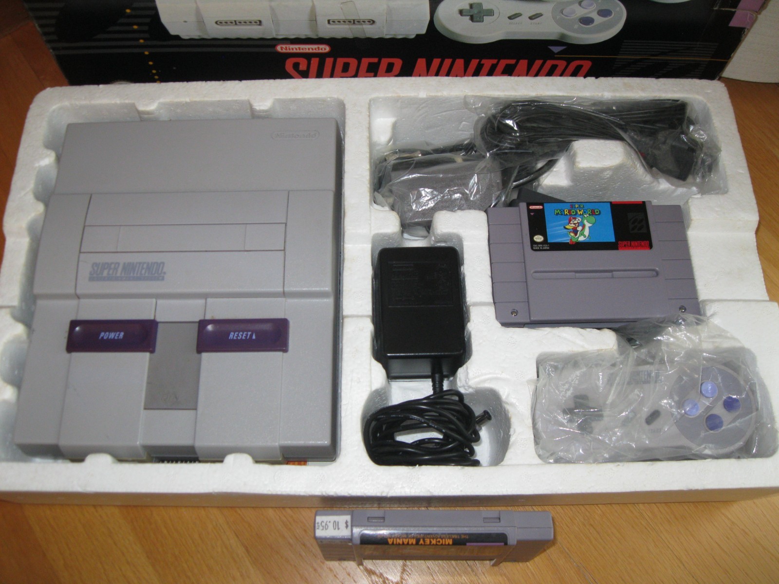 Super Nintendo SUPER NES Super Set Complete Box SUPER MARIO WORLD GAME