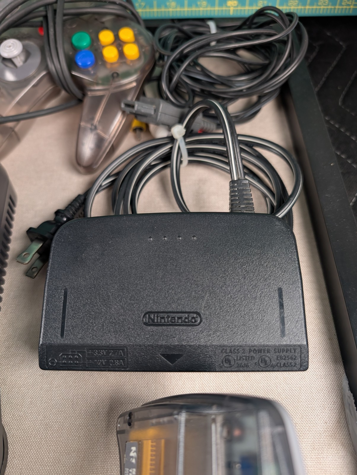 US Nintendo 64 Console, 2 Controllers, Expansion, Memory Card, Gameboy Xfer Pack