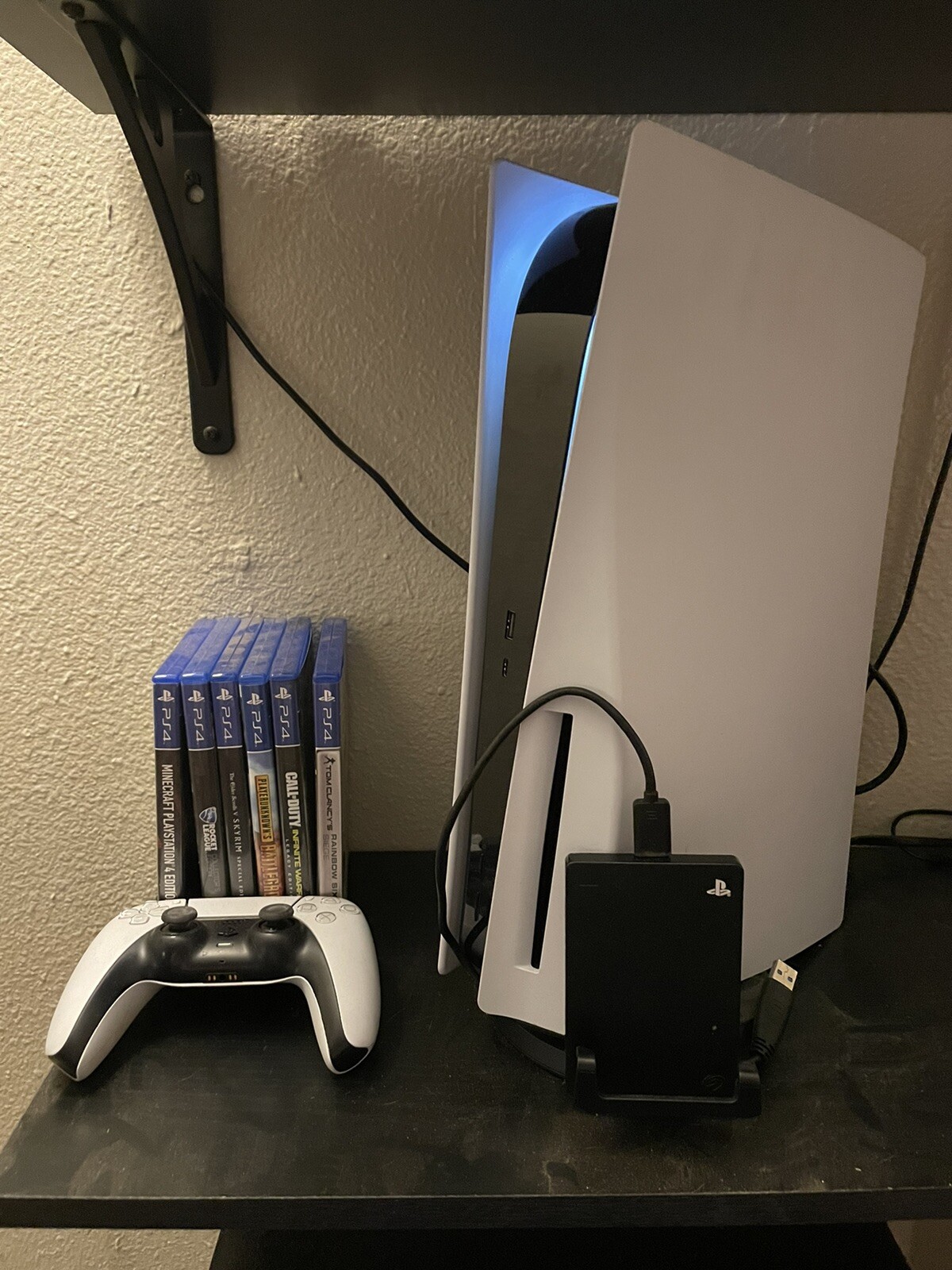 Sony PS5 Blu-Ray Edition – White +controller+2TB External Hard Drive+ Games