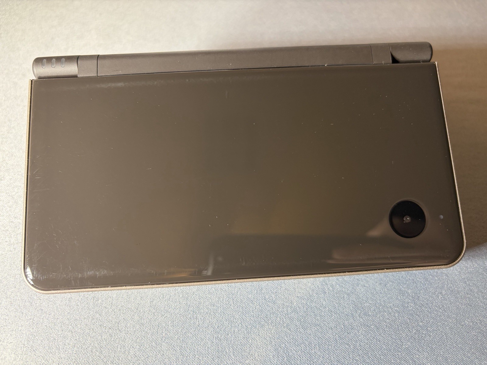 Nintendo DSi XL Bronze Handheld System Console In Box Near Mint