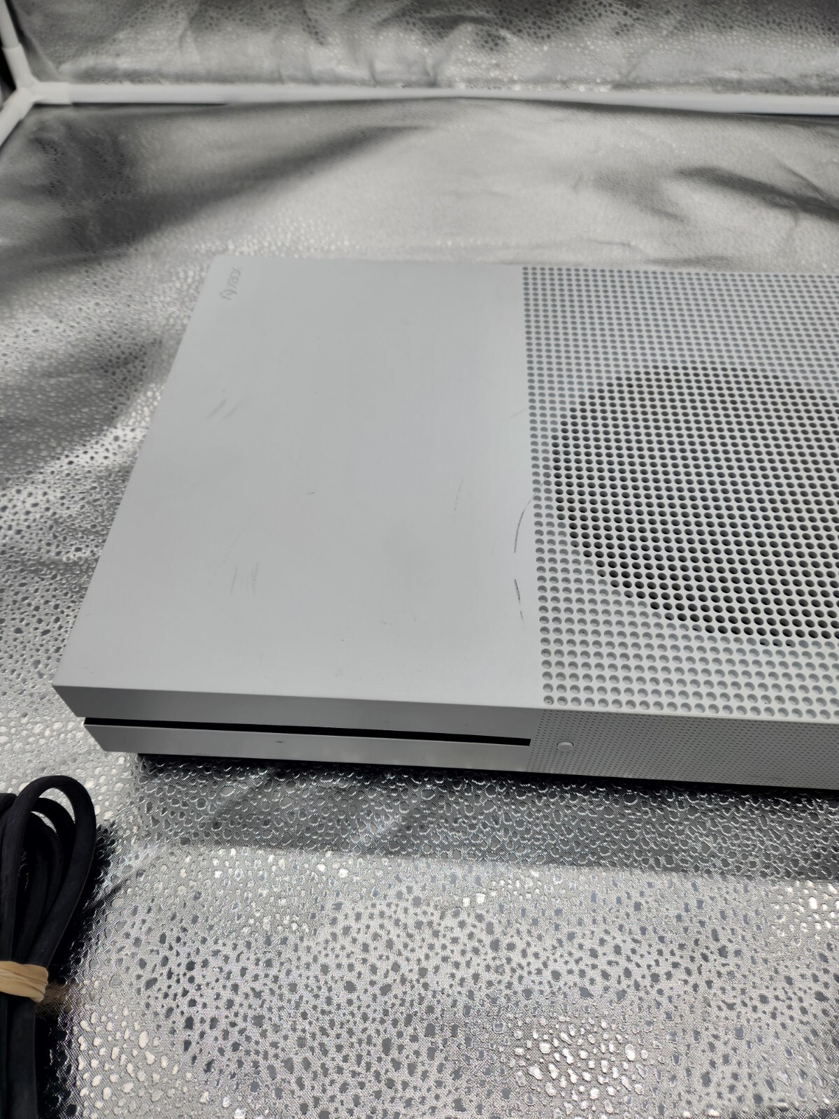 Xbox One S 1TB Console White Model 1681 Tested