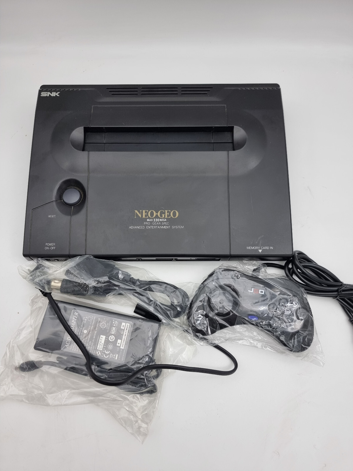 NEO GEO AES Console + Adapter 100-240V Used Low Serial 066098 NEO-O