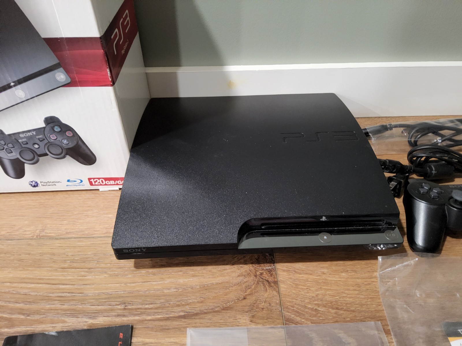 Sony Playstation 3 Slim Console, PS3 System, 120GB, Complete with Box CECH-2001A