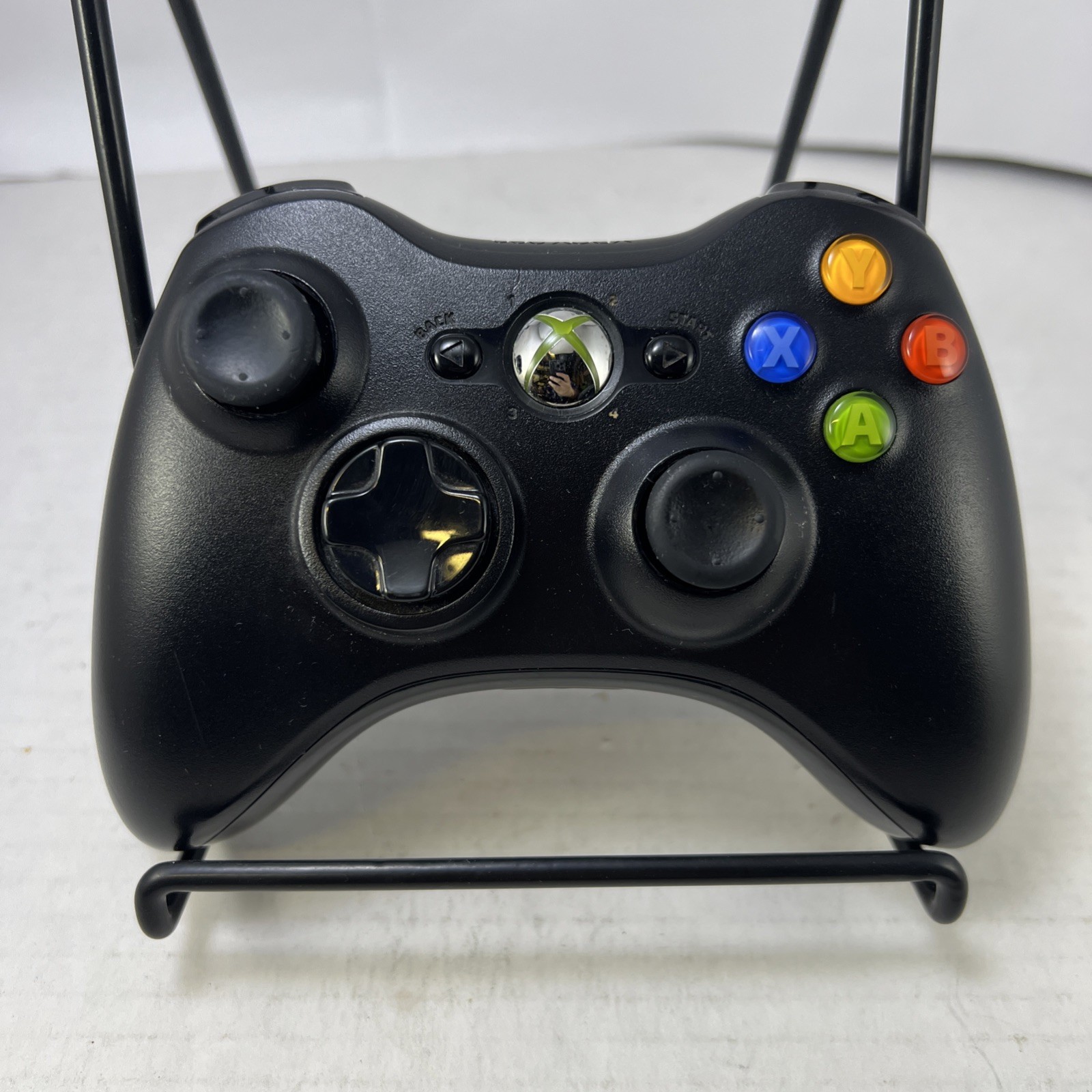 Xbox 360 S Slim 4GB Console Bundle Controller Lot Of 5 Games #ML35
