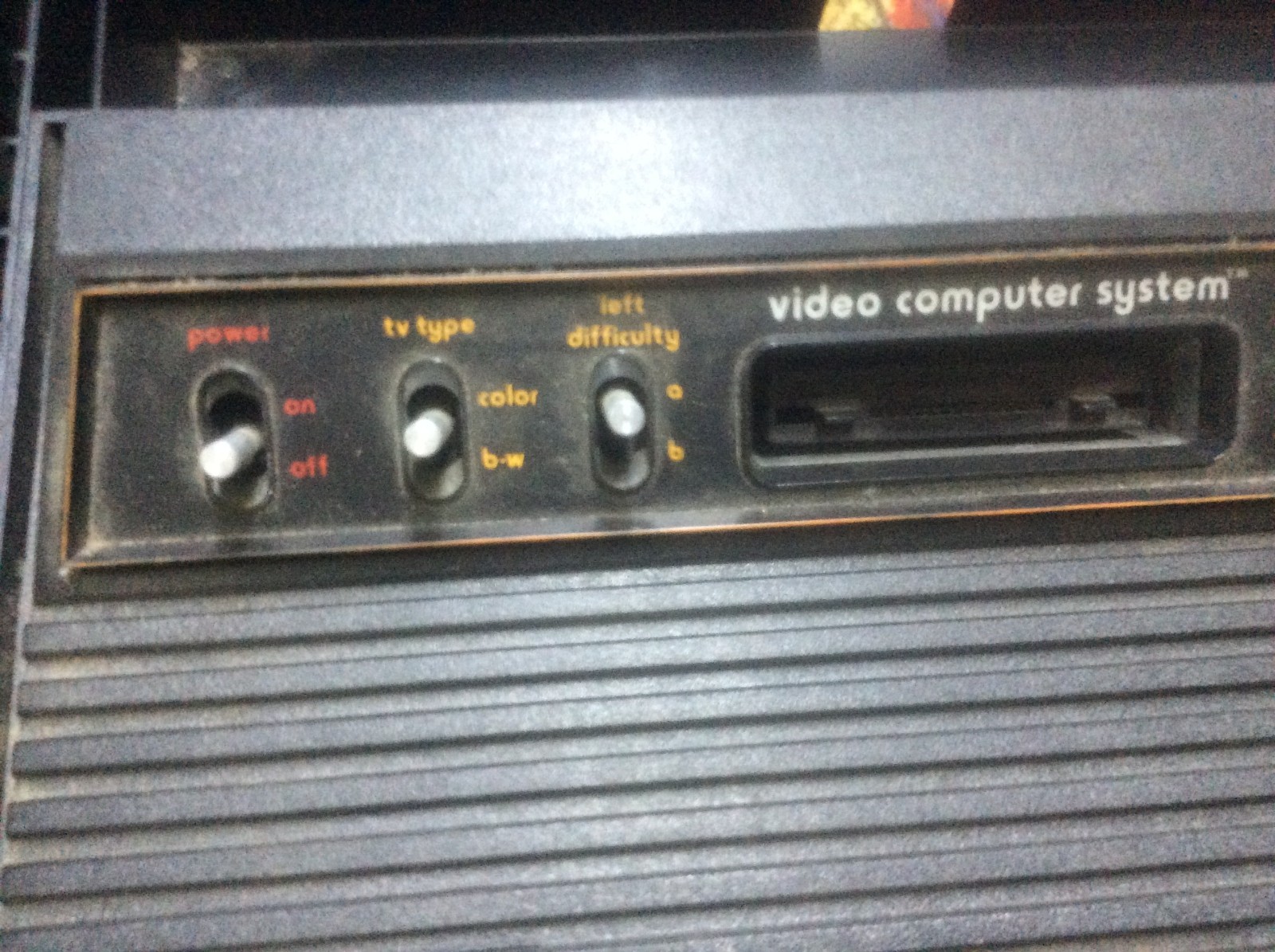 Atari 2600 SYSTEM With Organizer Center w/ Controllers 14 games