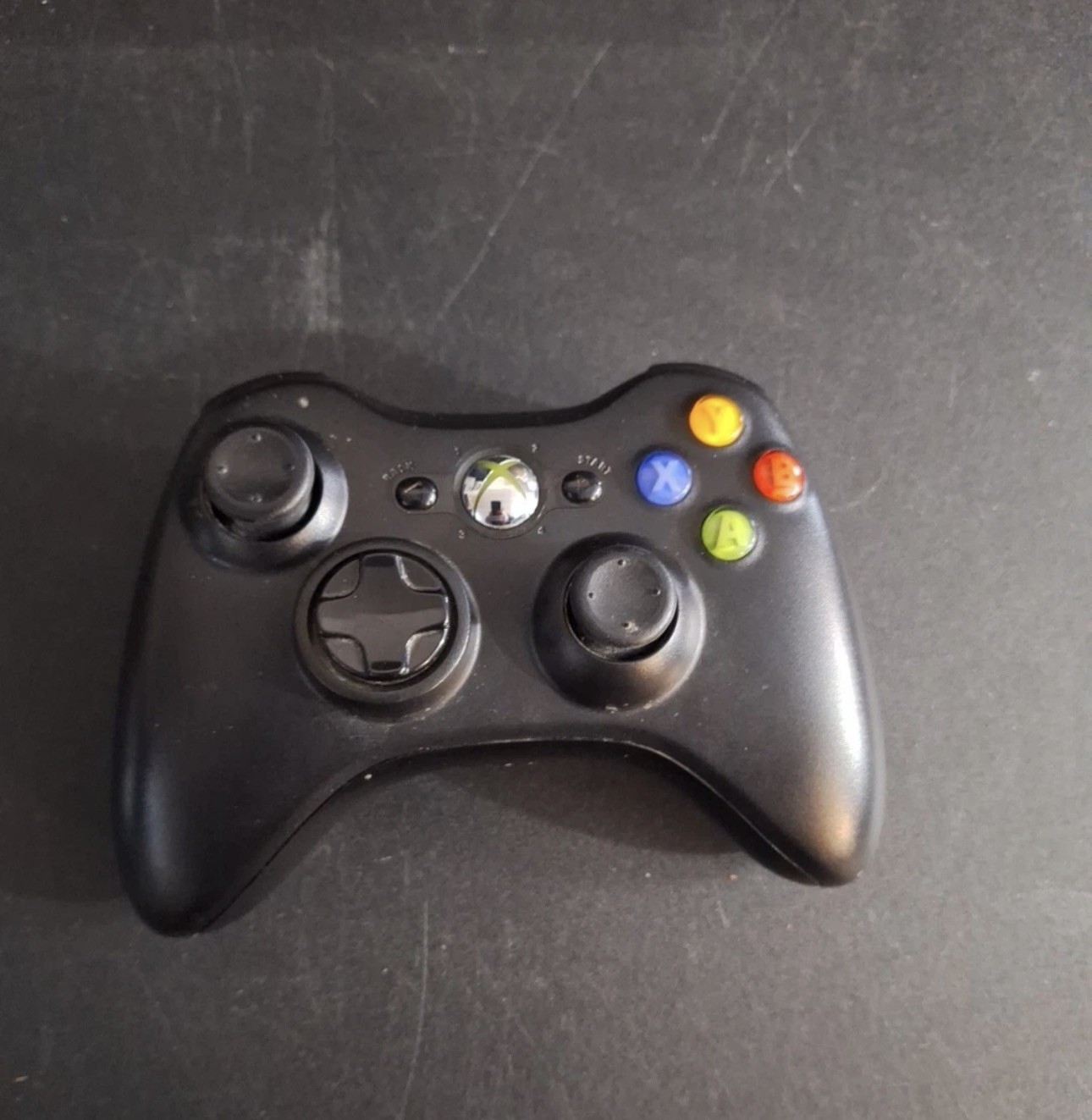 Xbox 360 S Console 4 GB Black With Controller & Cords Tested