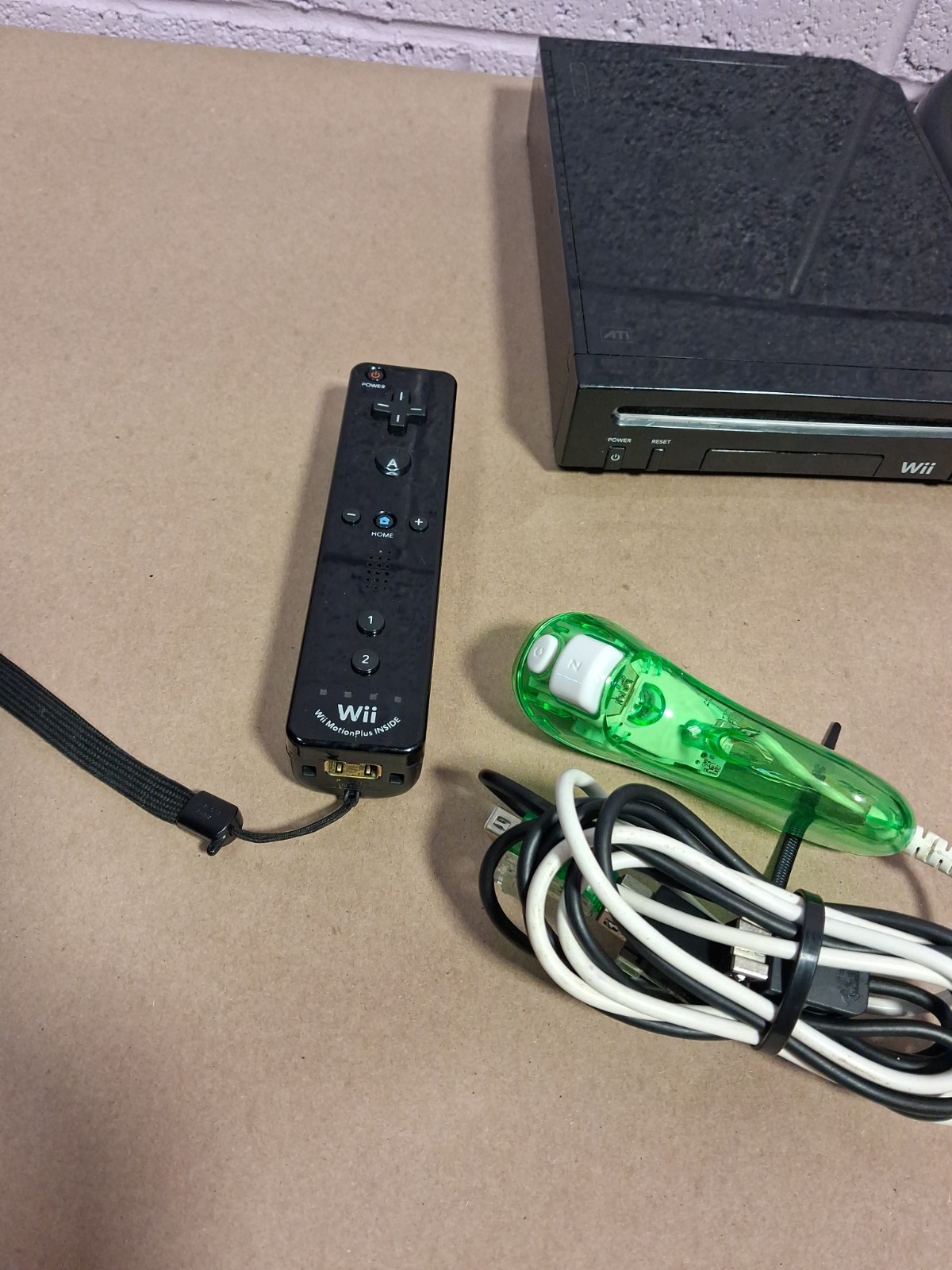 Wii Bundle Tested Working *READ* Needs Sensor Bar, Sensor Bar Avaliable Online