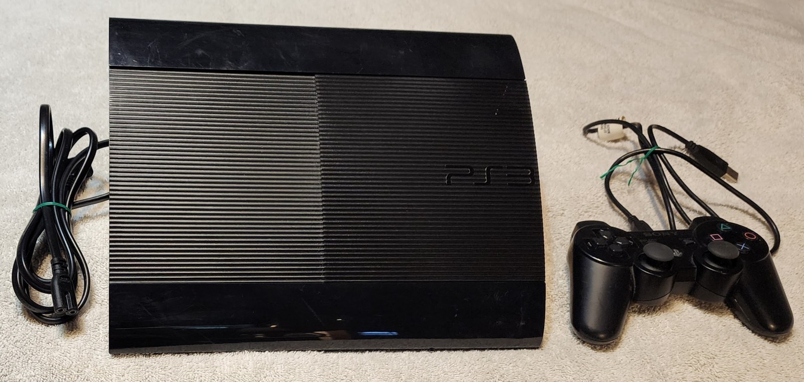 Sony PlayStation 3 Super Slim Console CECH-4001C 500gb Ps3 (Working) + 22 Games