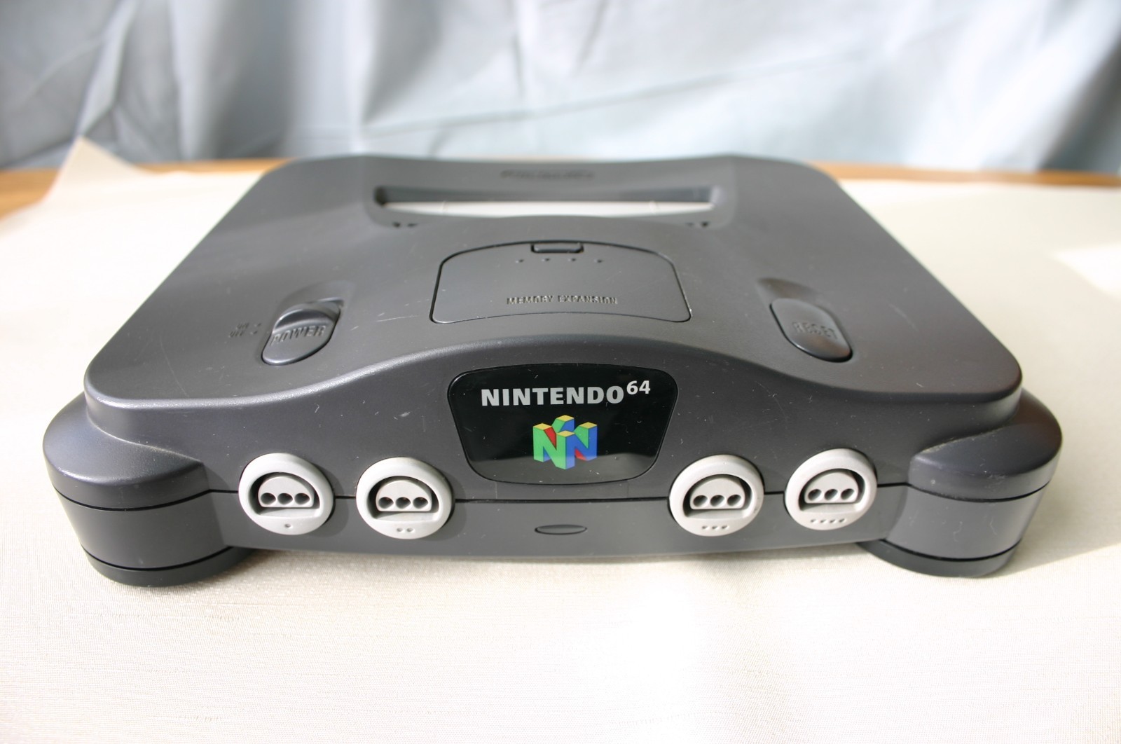Nintendo64 Console Complete Set with Mario Golf64 /Japan Ver. 100V