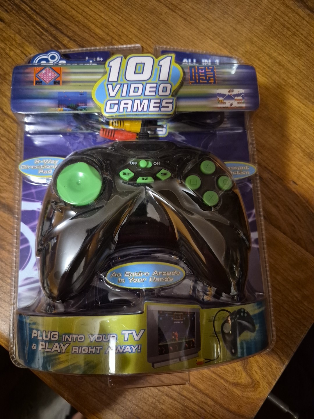 101 VIDEO GAMES IN 1 NEW Game System Senario Plug & Play Retro Gaming New Pack