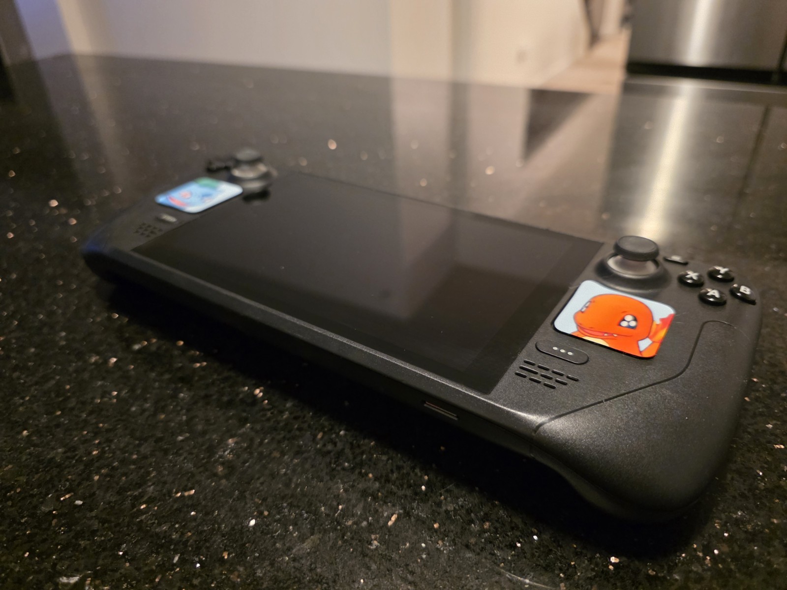 Valve Steam Deck LCD 256GB Black Touchscreen 1280×800 USB-C w/ Grip Case