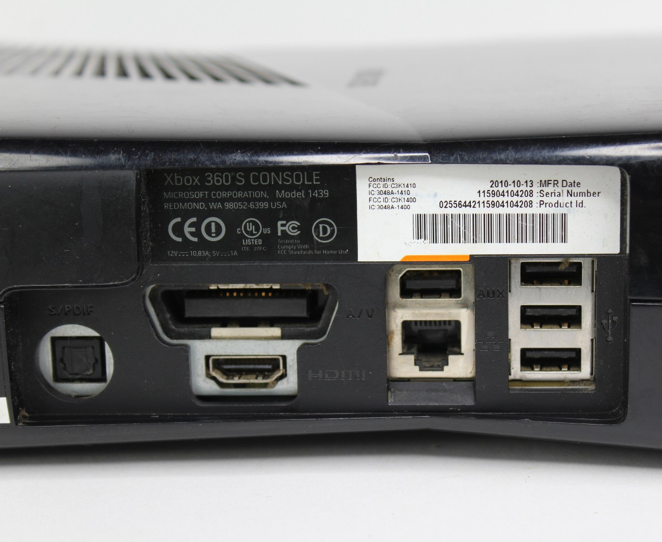 Microsoft Xbox 360 S Console Only NOT WORKING FOR PARTS ONLY Plays Games