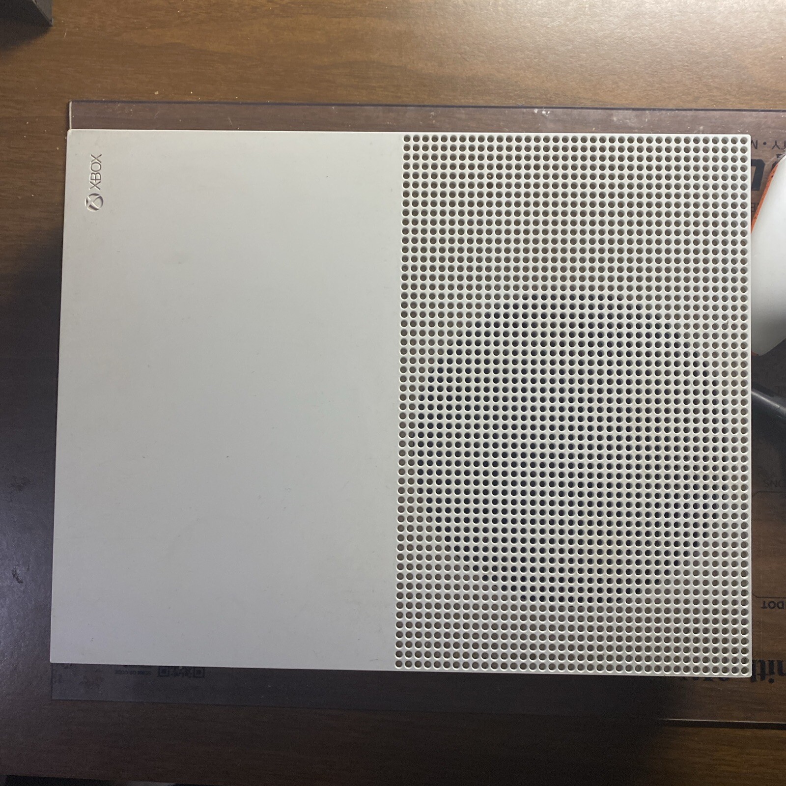 Microsoft Xbox One S 1TB Console And Controller – Adult Owned Tested Working