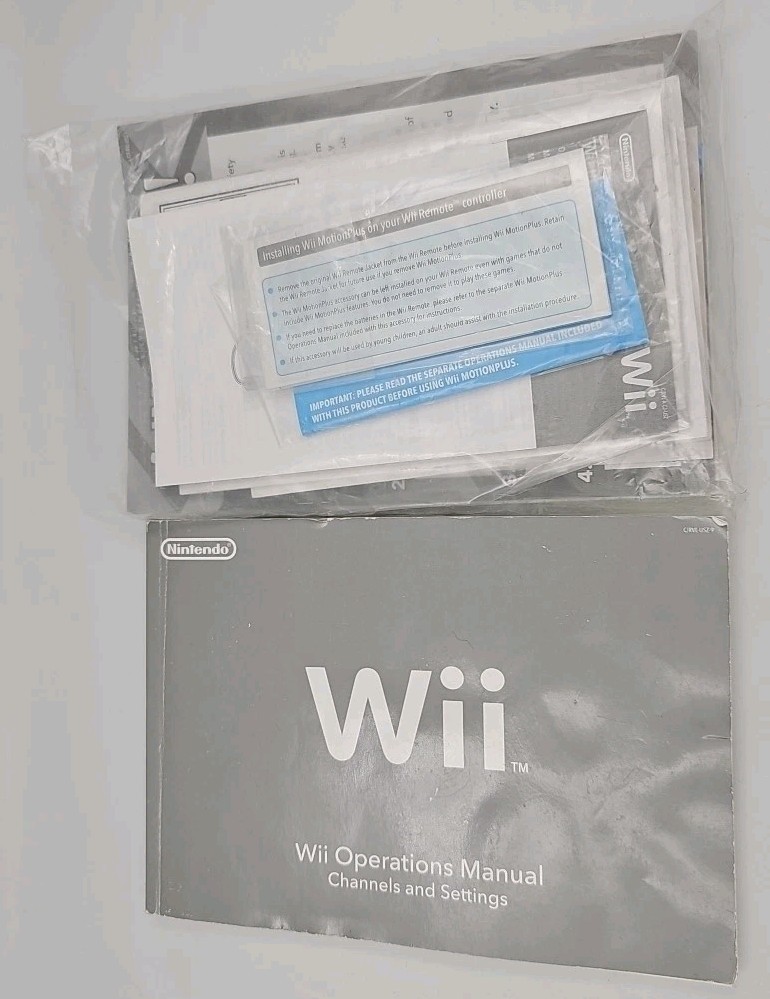 NINTENDO Wii With Balance Board 2 Remotes Udraw 2 Wheels 2 Nunchuks & 6 Games